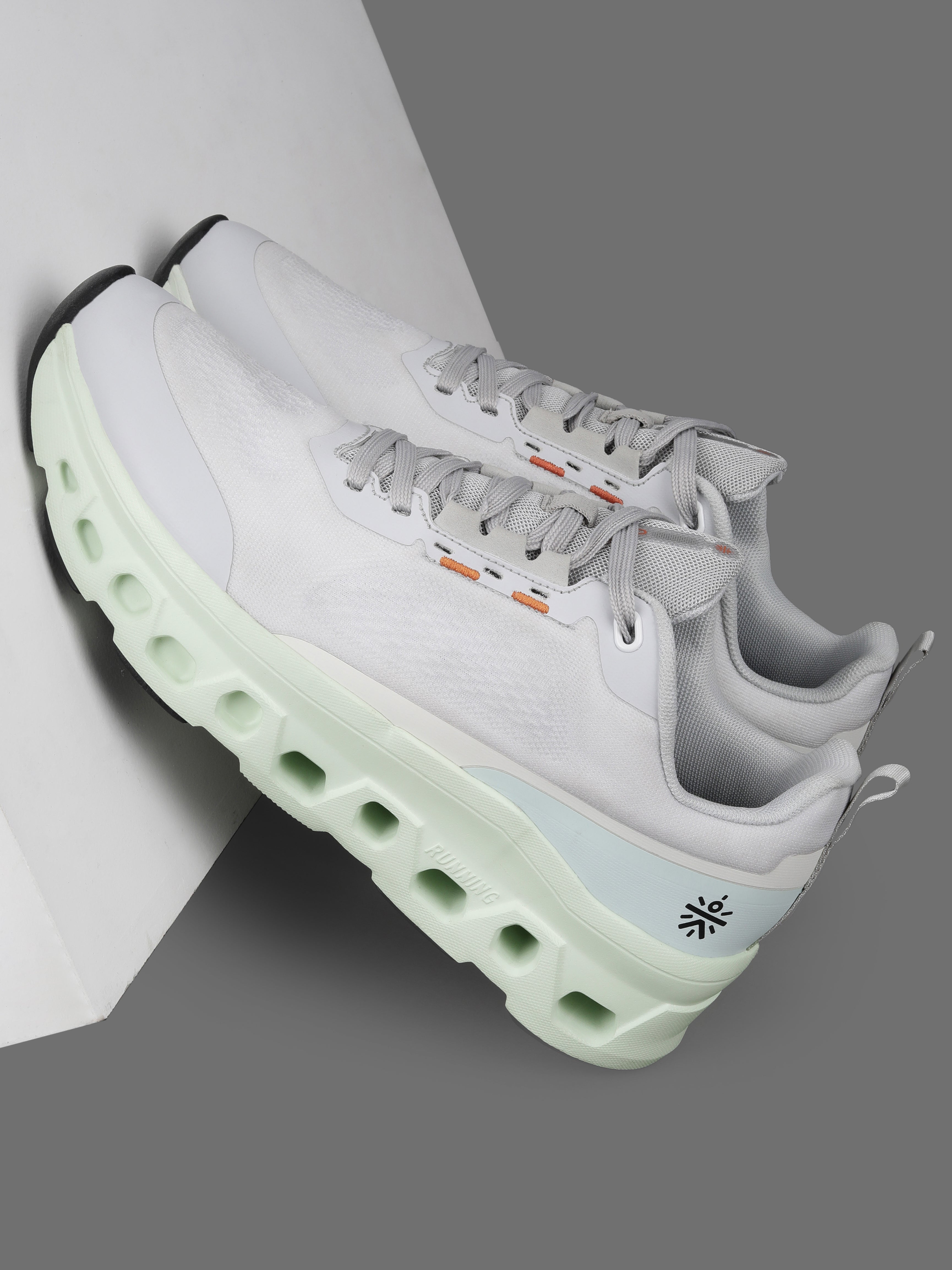 cult Men's Vortex Sneaker Shoes - Off White