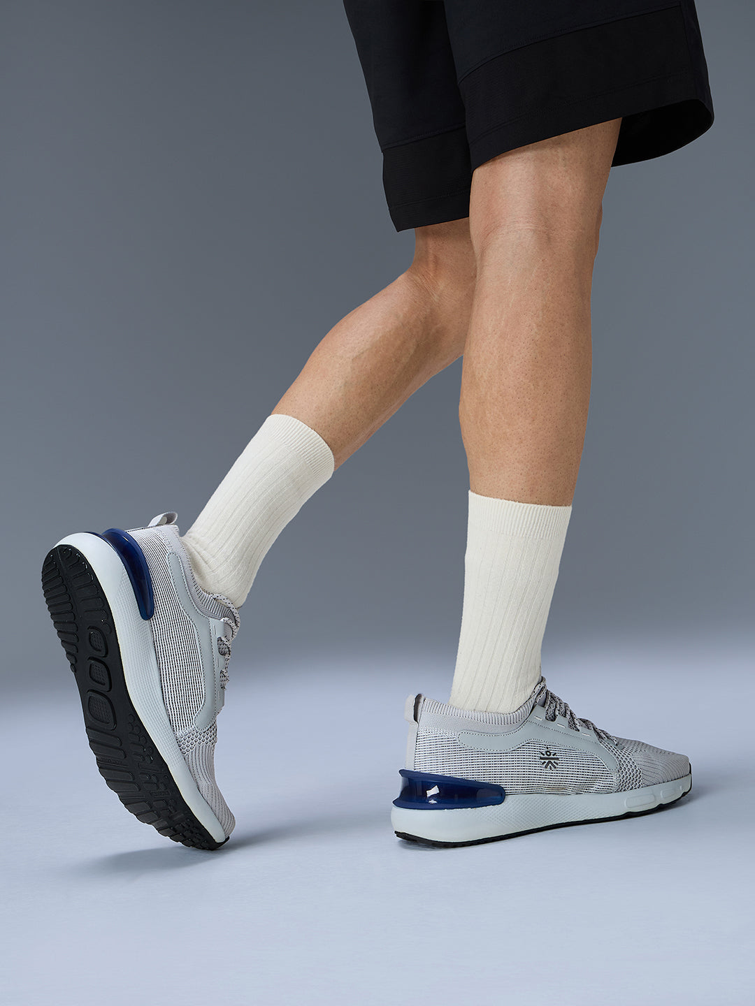 cult Men's Motive Running Shoes - L.Grey/Black