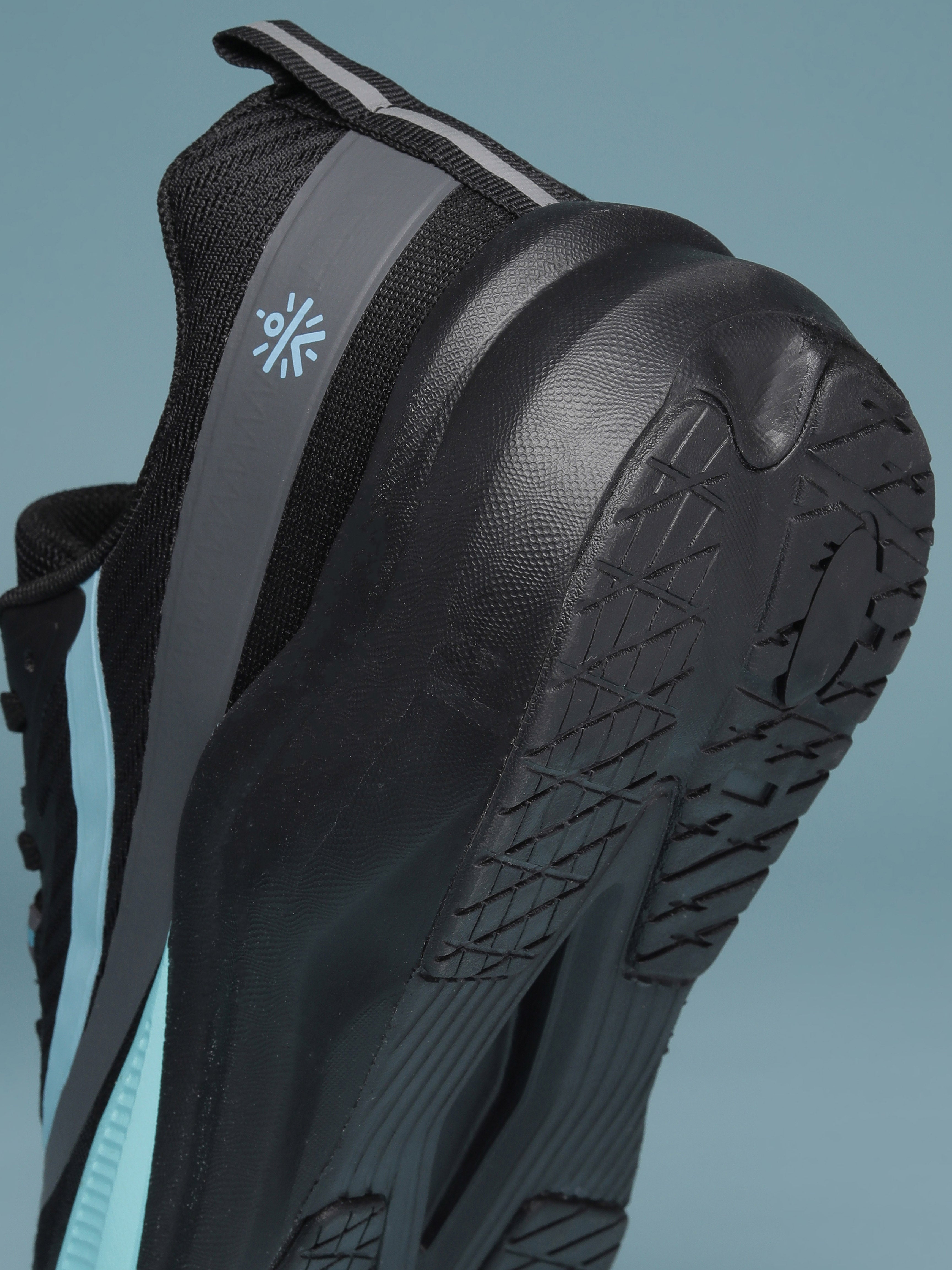 cult Men's Envo Running Shoes - Black/Aqua