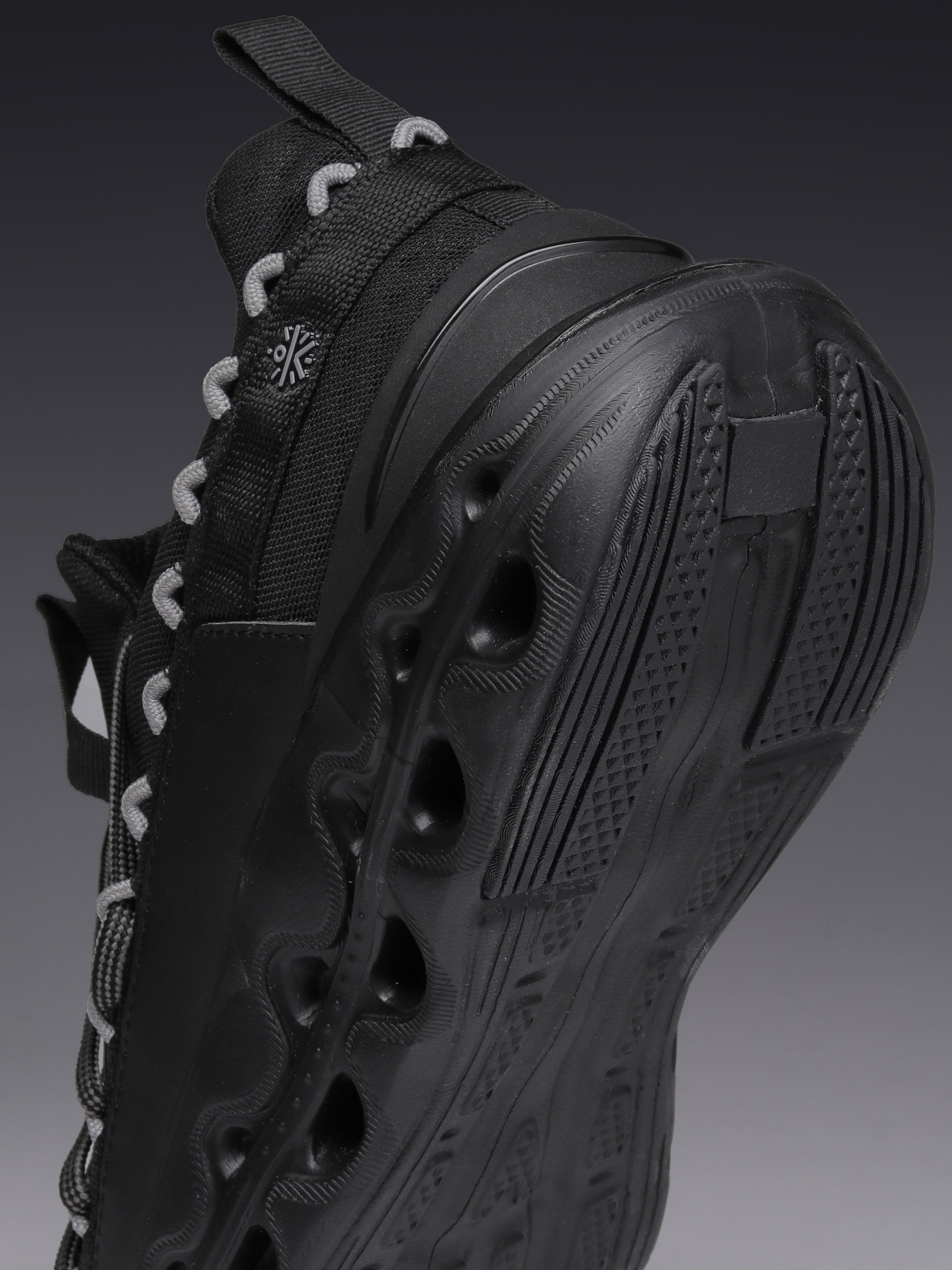 cult Men's Loop Walking Shoes - Black