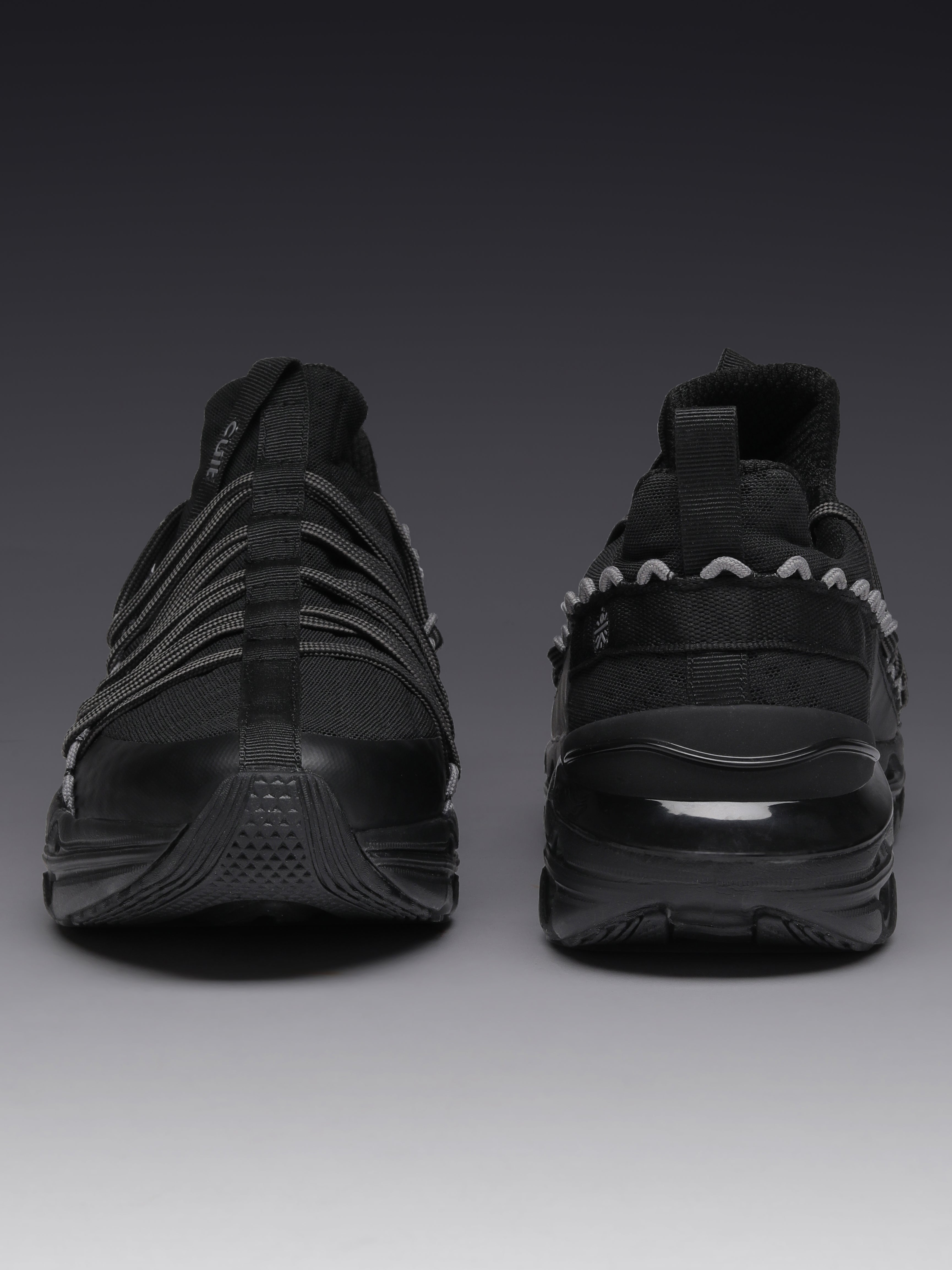 cult Men's Loop Walking Shoes - Black