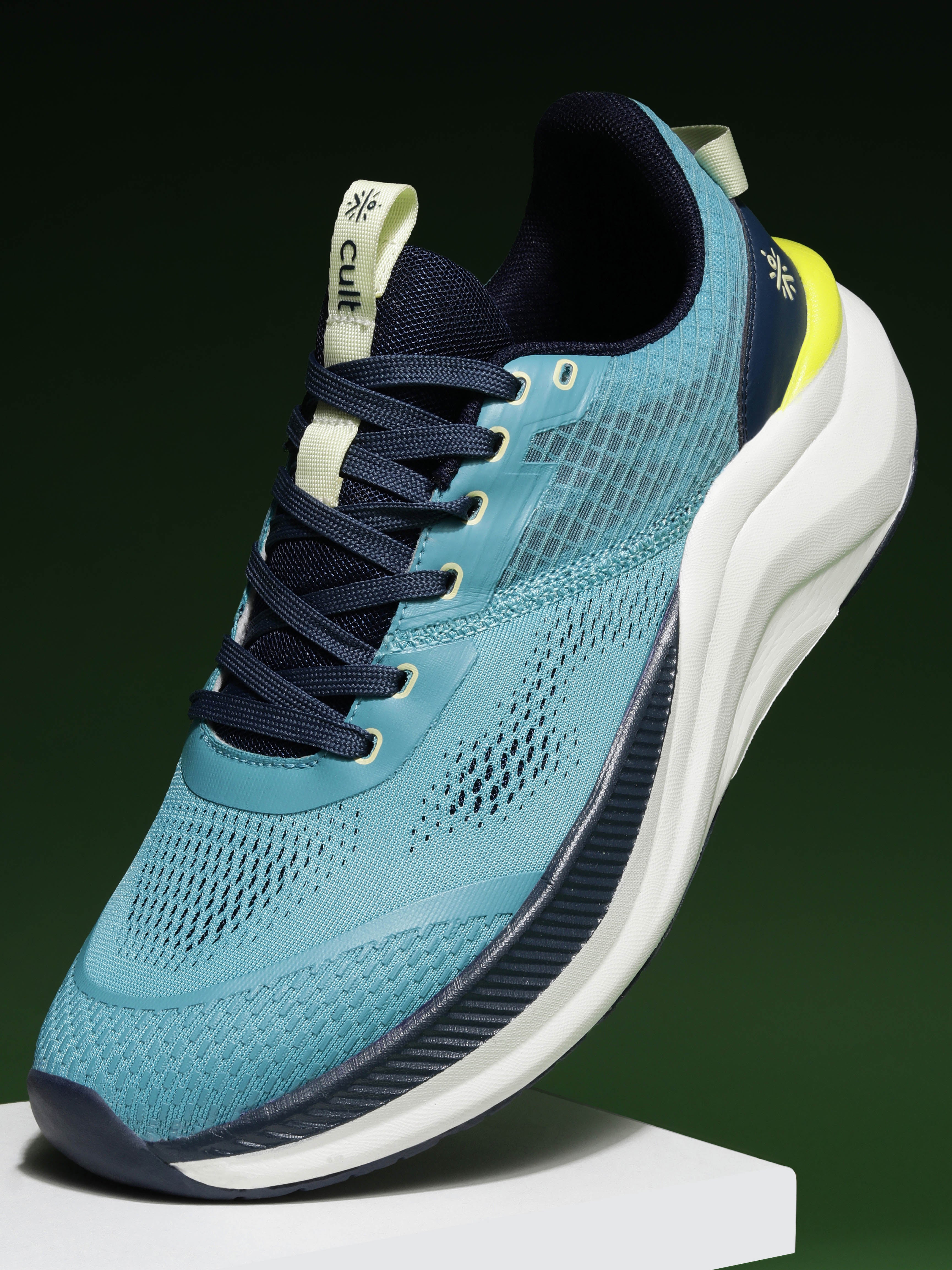 cult Men's Kairo Running Shoes - Sky Blue/Navy