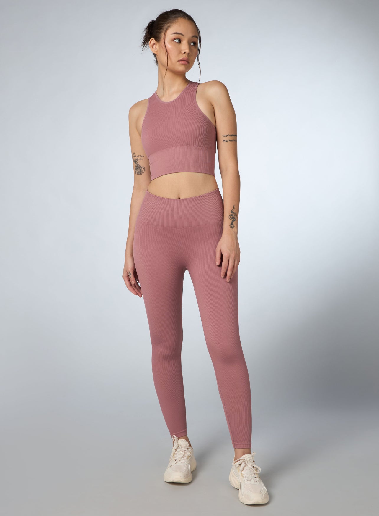 Women's Pink Versatile Cropped Top Seamless Medium Support Bra