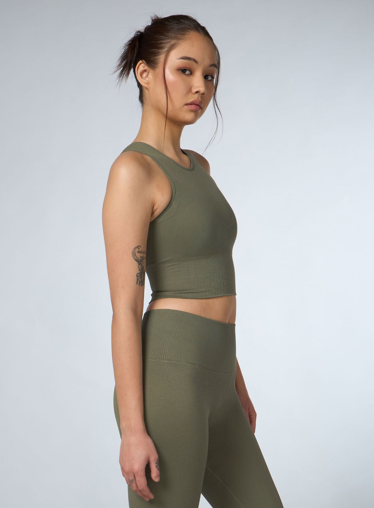 Women's Olive Versatile Cropped Top Seamless Medium Support Bra