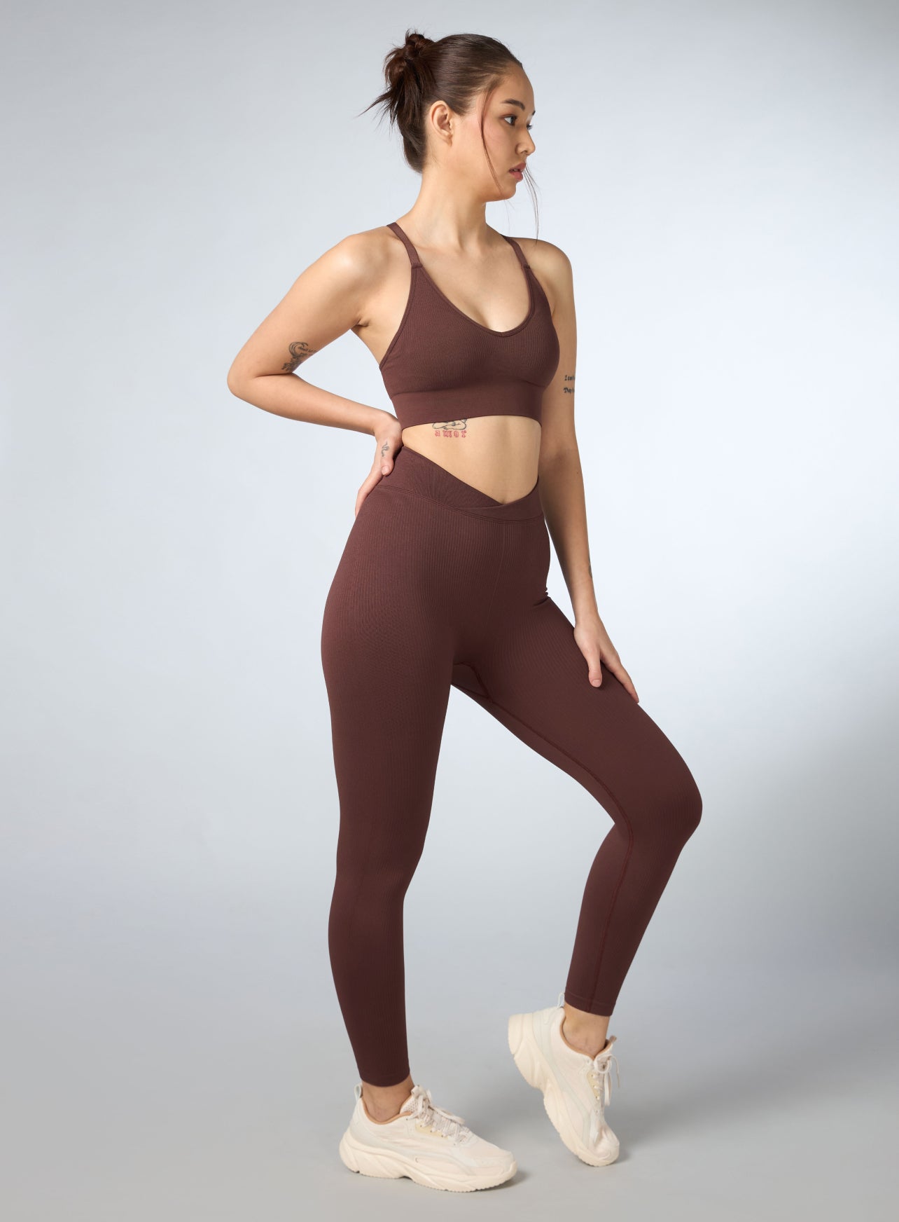 Women's Coffee Cross Fit Seamless Medium Support Bra