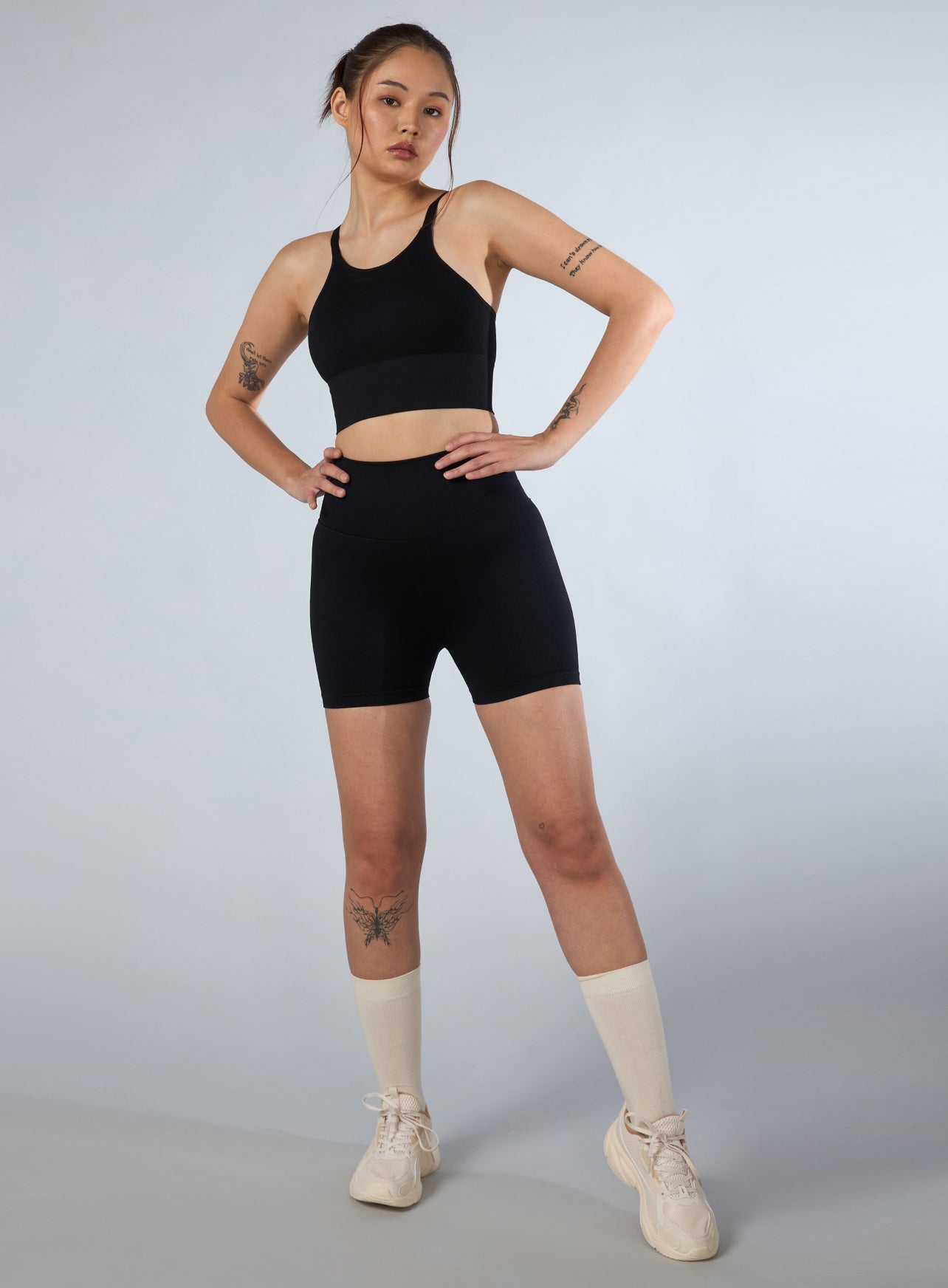 Women's Black Momentum Seamless Medium Support Bra