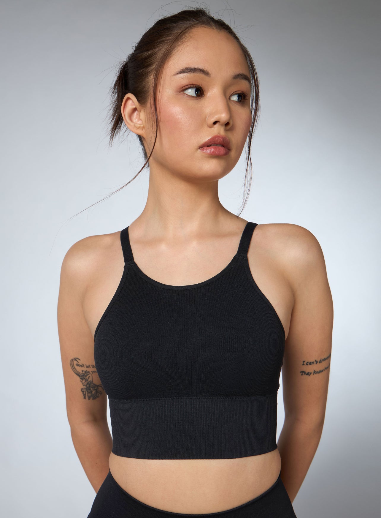 Women's Black Momentum Seamless Medium Support Bra