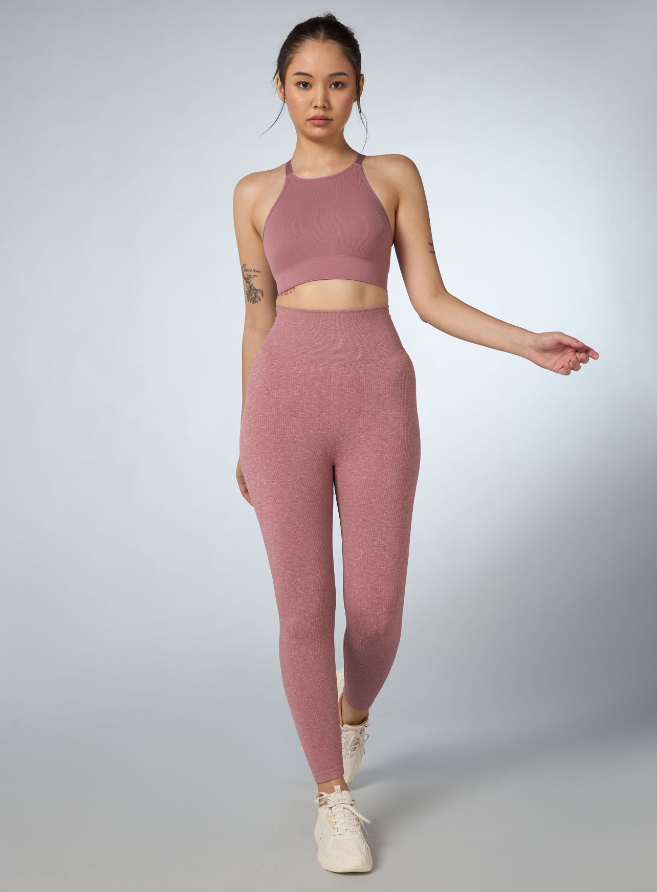 Women's Pink Kinetic Seamless Medium Support Bra