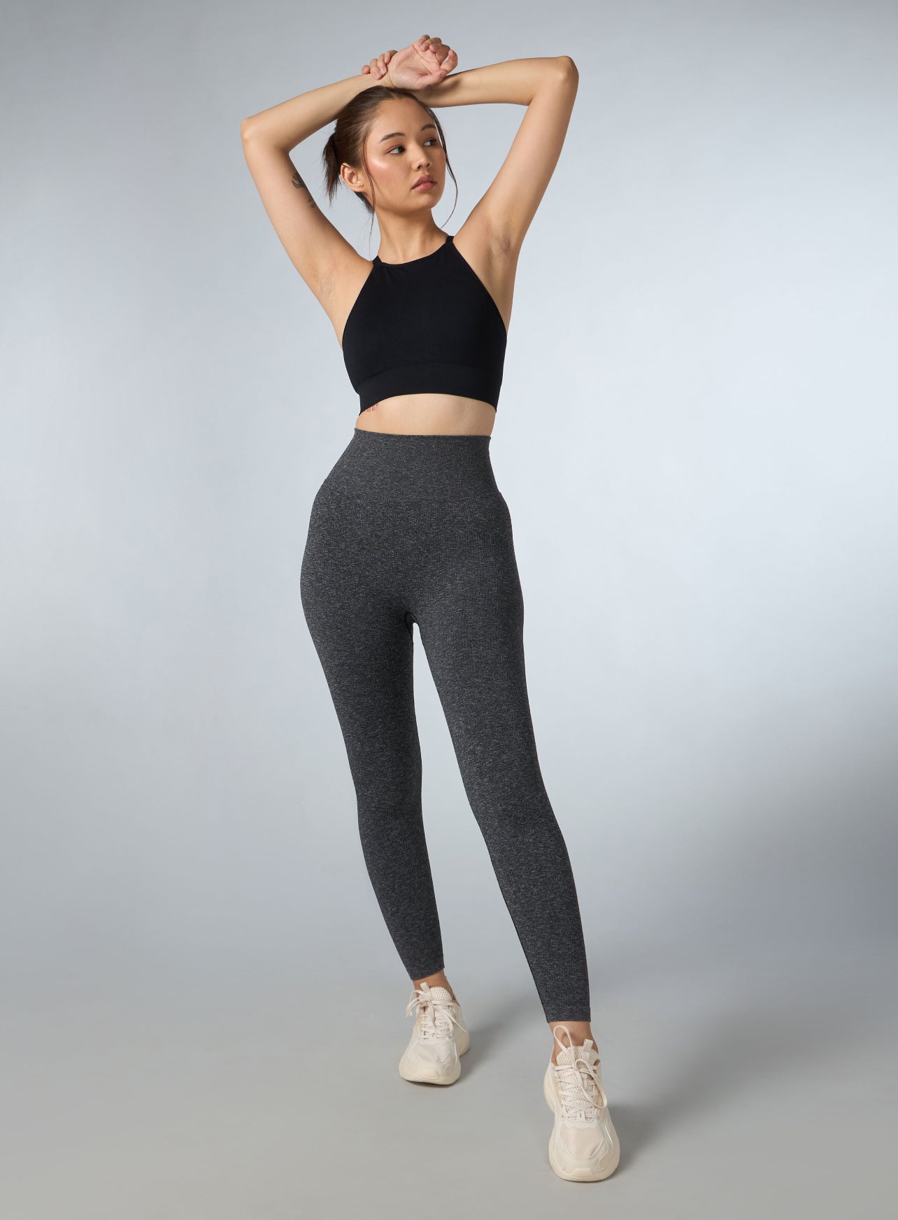 Women's Black Kinetic Seamless Medium Support Bra