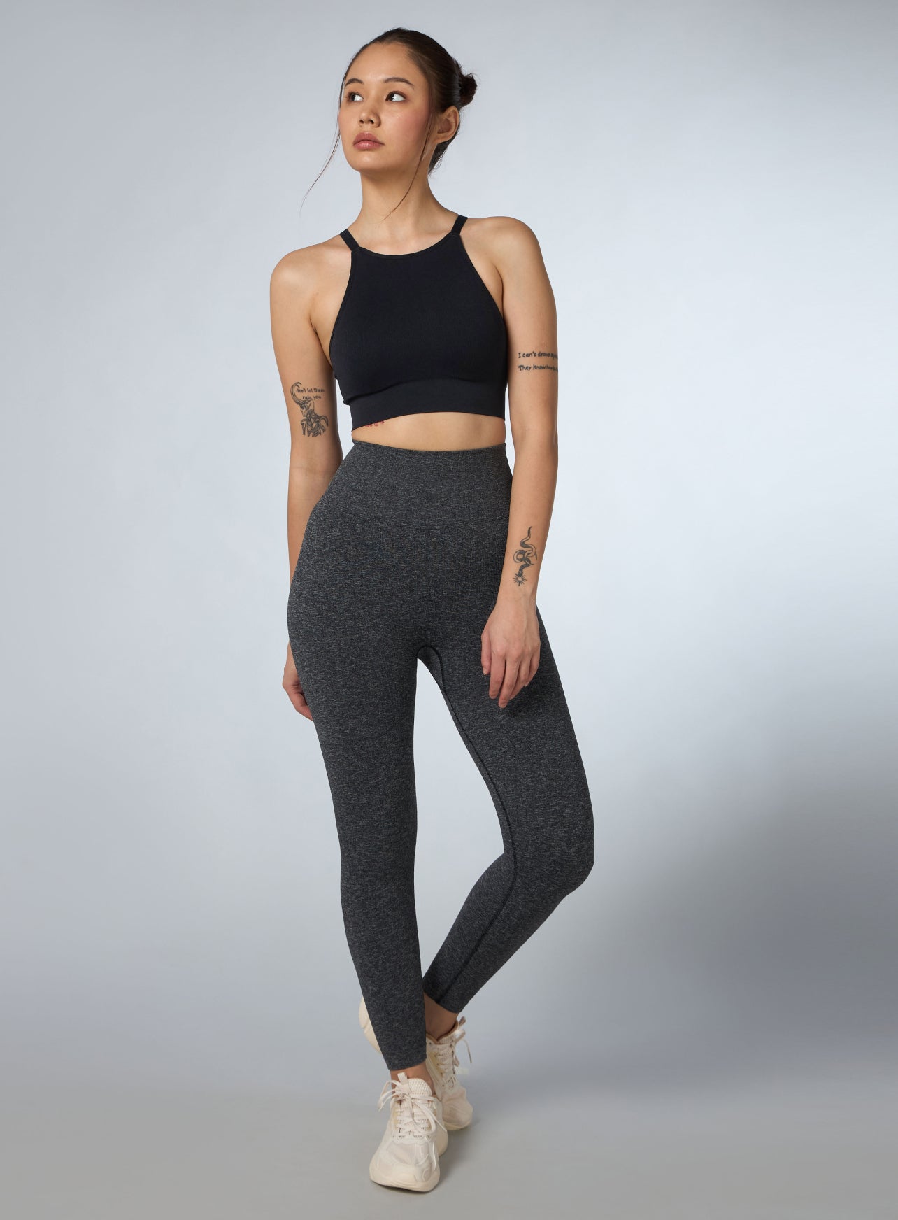 Women's Black Kinetic Seamless Medium Support Bra