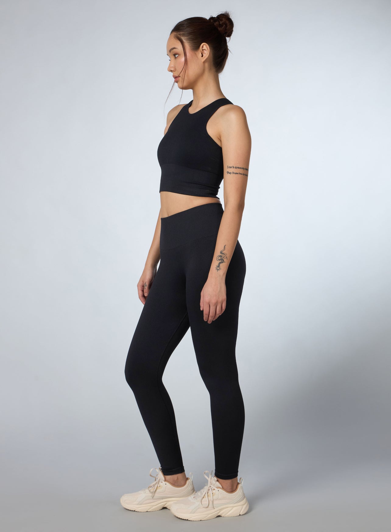 Women's Black Versatile Seamless Tights