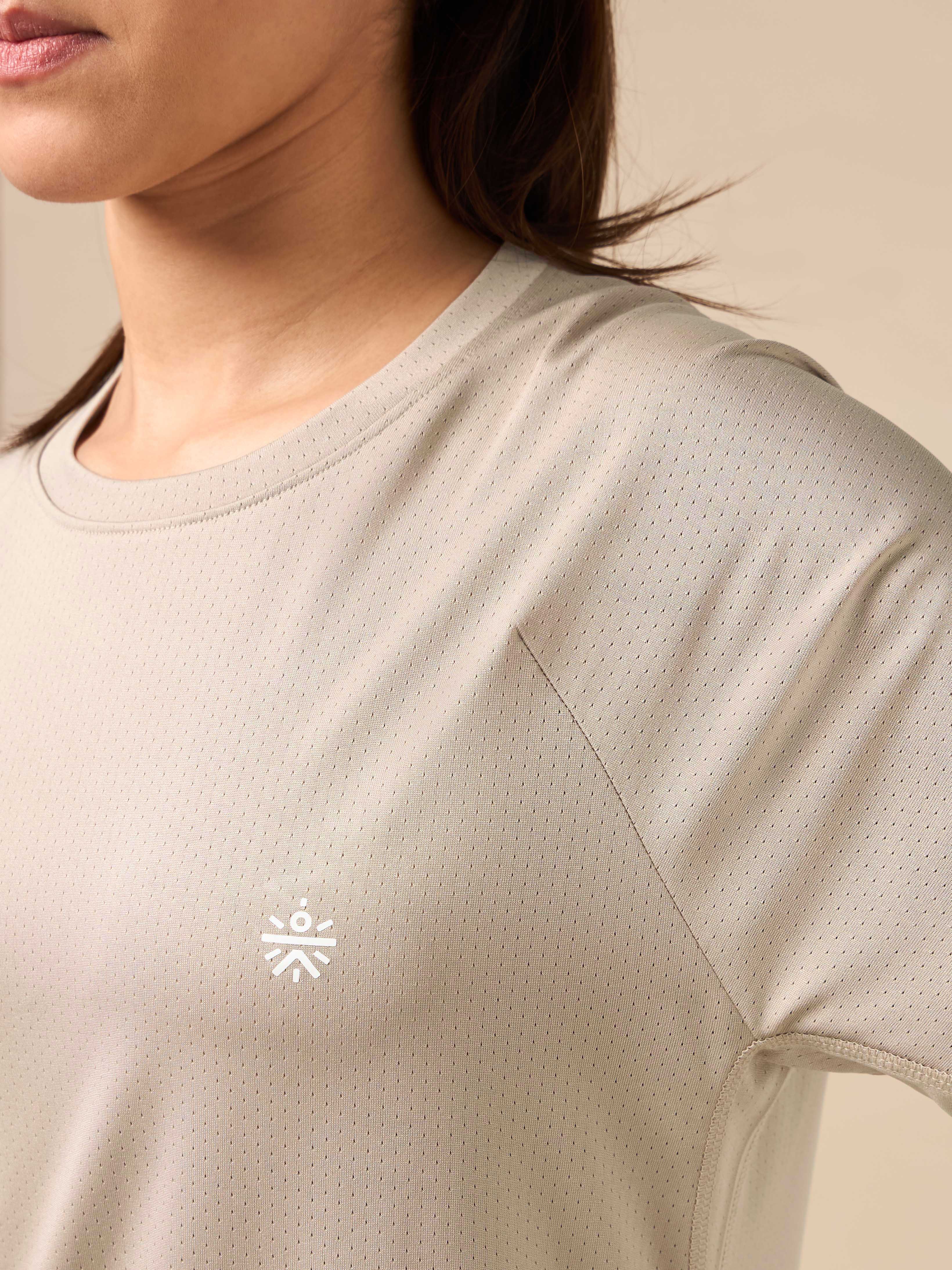 Women's Technical Knit Beige Run On T-shirt