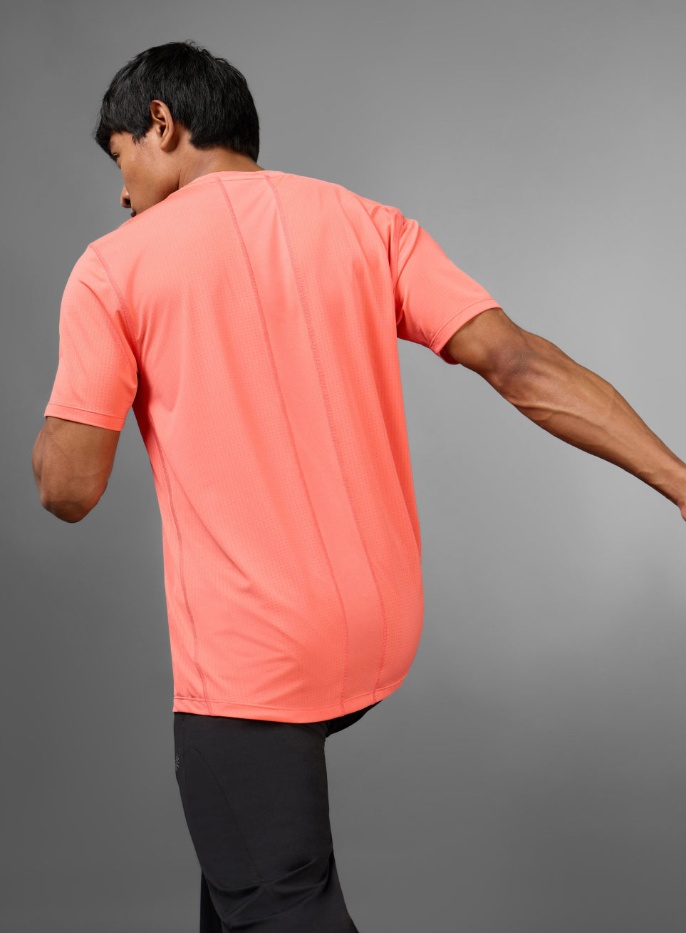 Men's Orange Expert's Train gear T-shirt