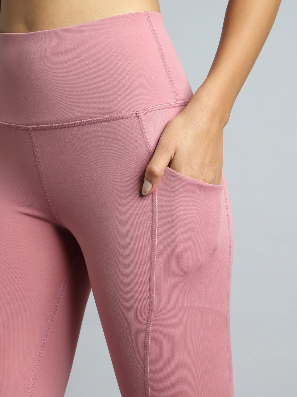 704645 h 9b3bd570 a915 45f1 890b 421efe7e3b10