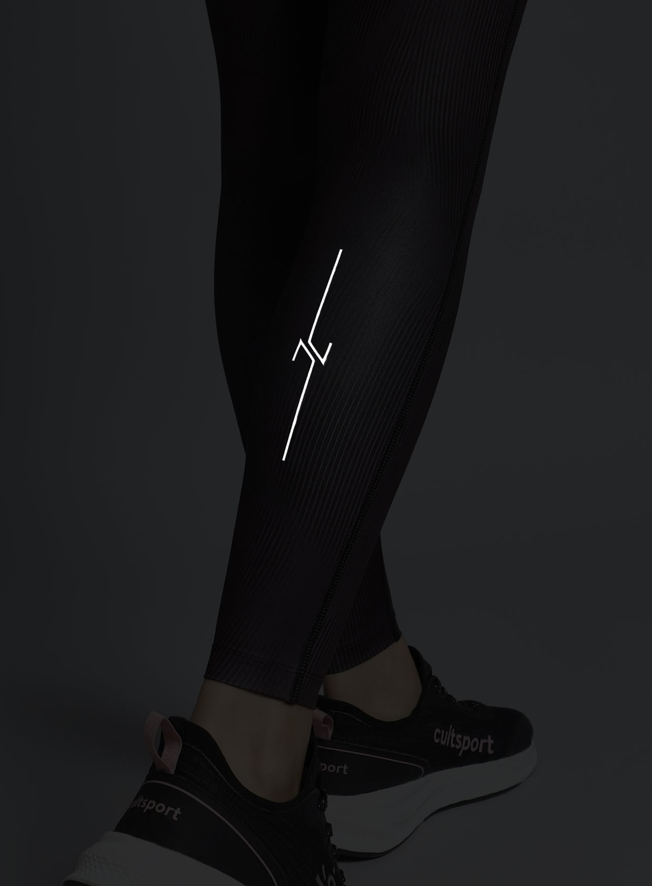 Women's Wine Urban Camo Running COMFlex Tights