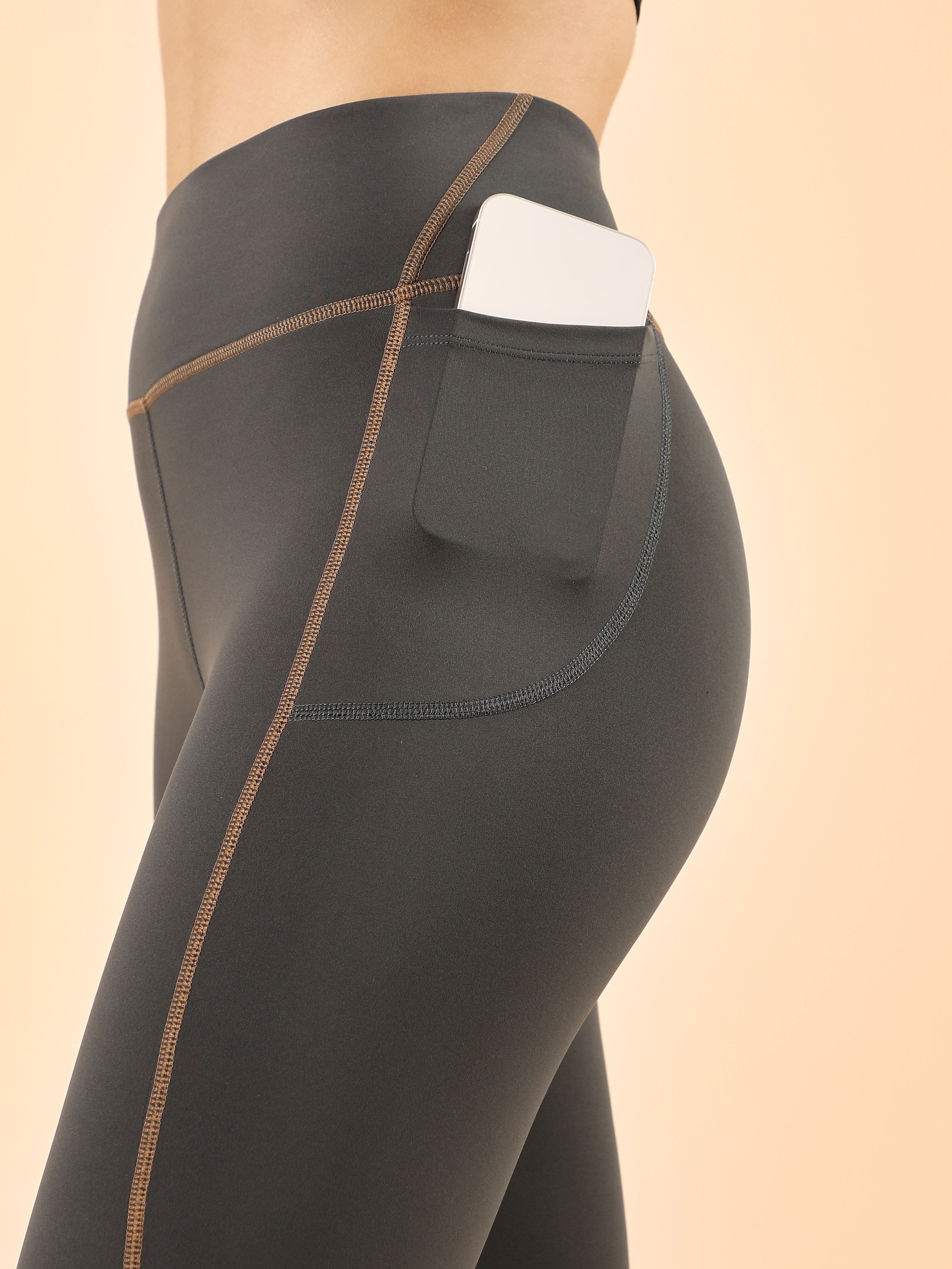 Women's Drak Grey Training Elevate Sculpt COMFlex Tights