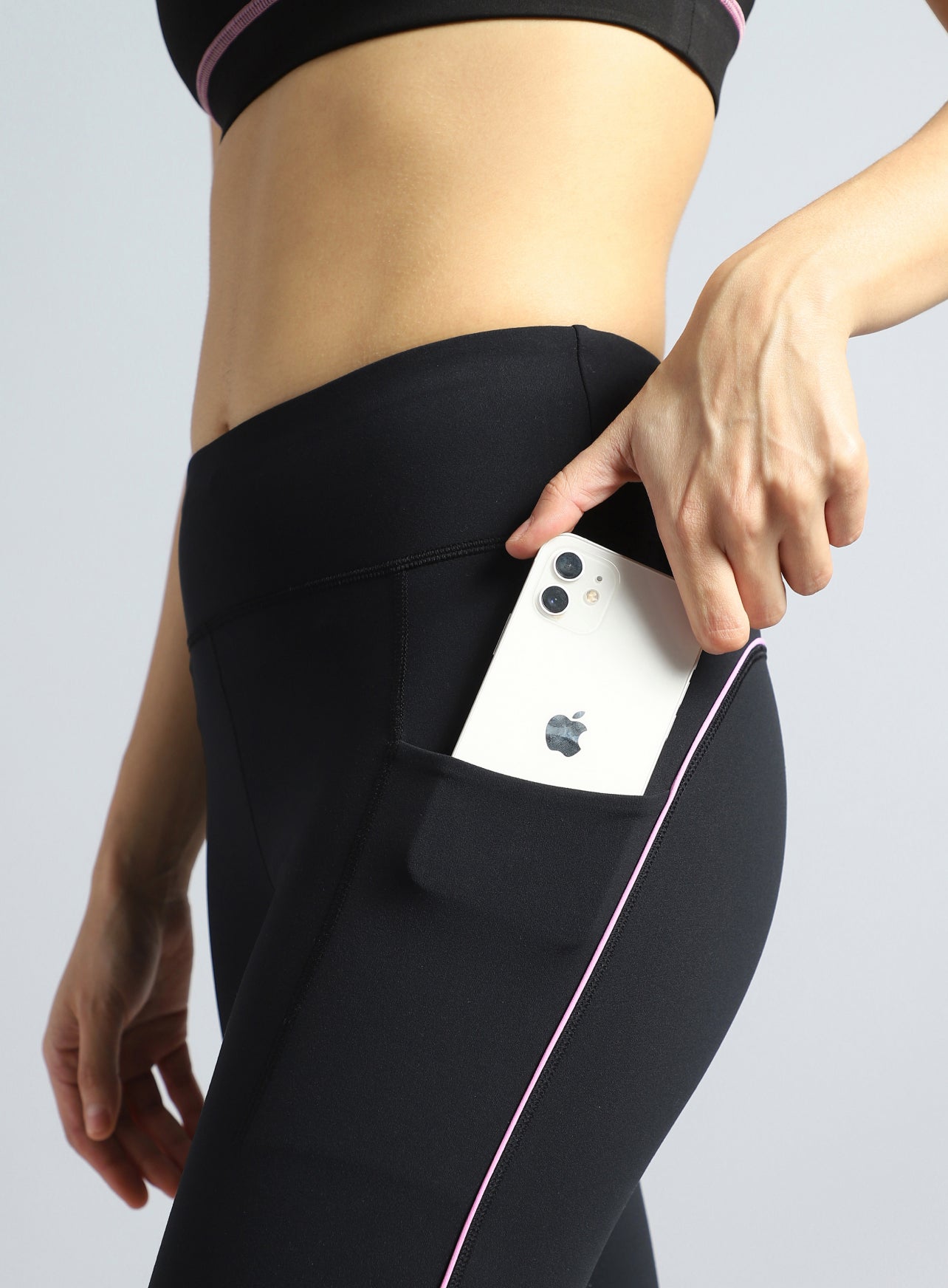 Women's Black Train All Sculpted COMFlex Tights