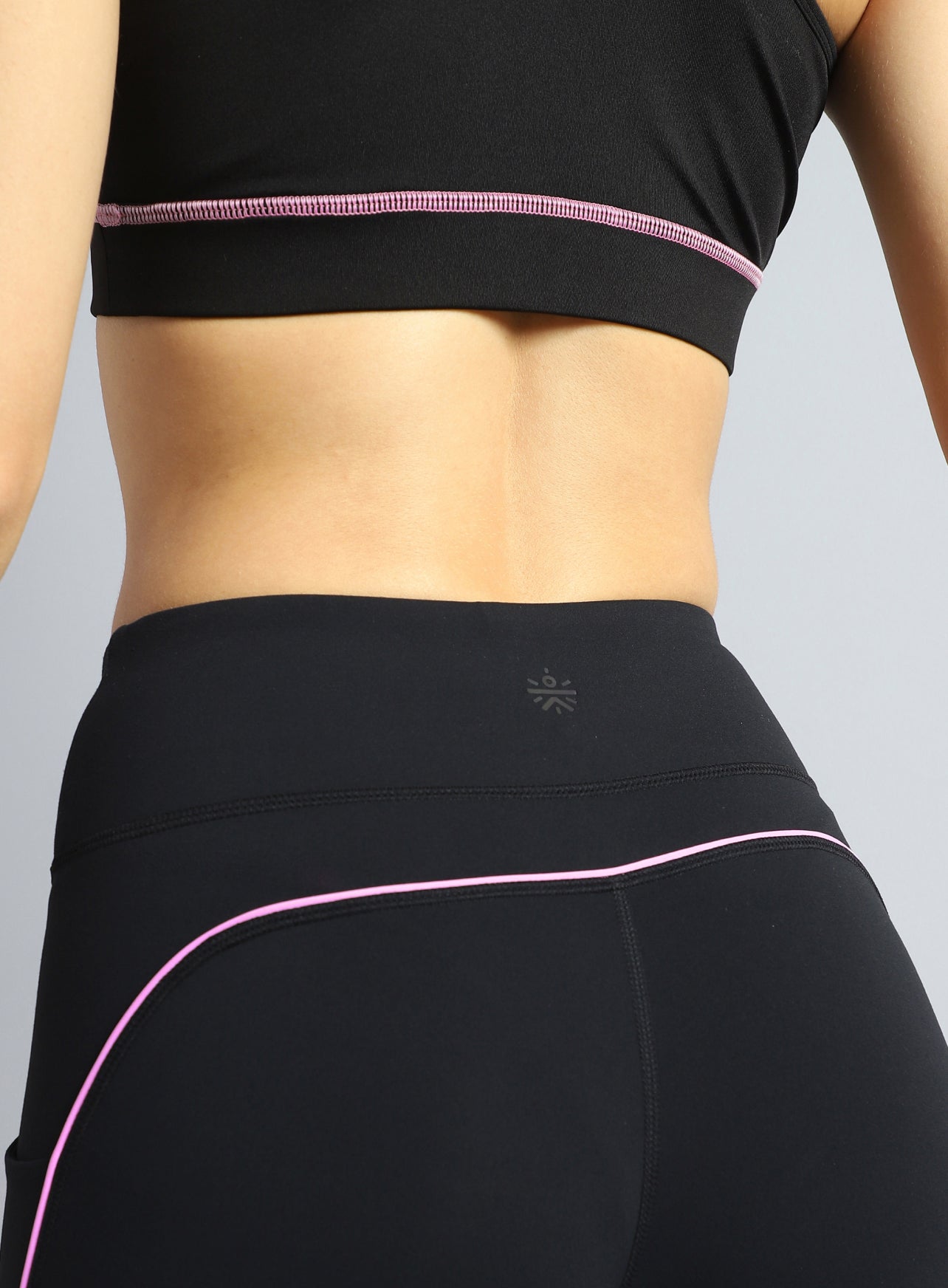 Women's Black Train All Sculpted COMFlex Tights