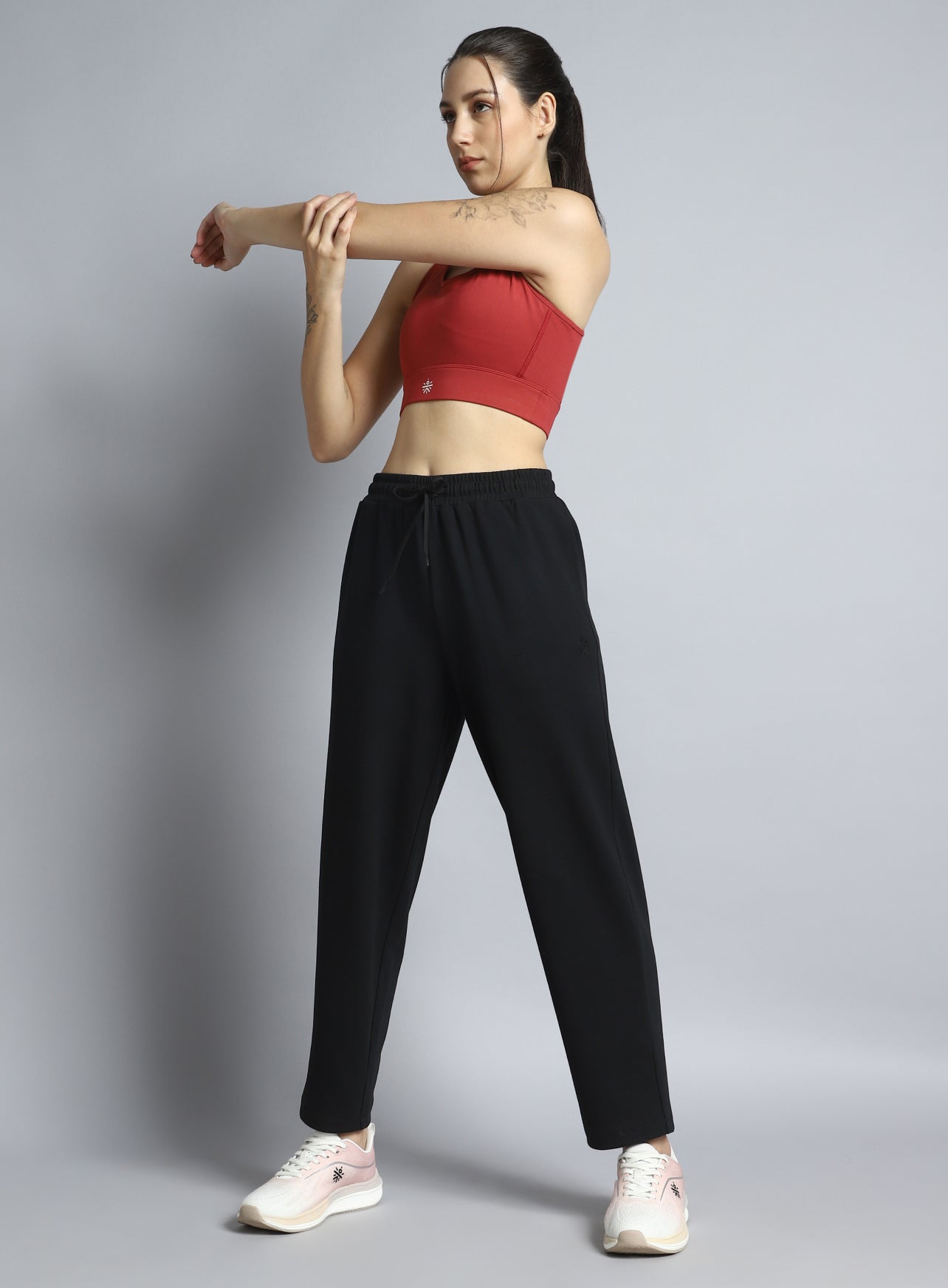 Women's Black Traveller Tapered Fit Trackpants
