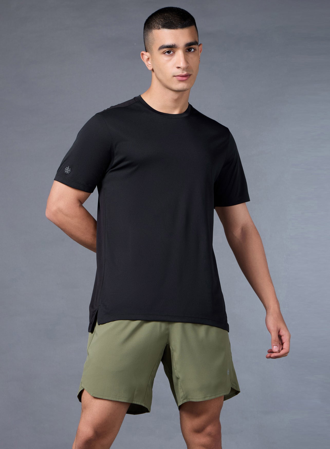 Men's Runner's Black Essential T-shirt