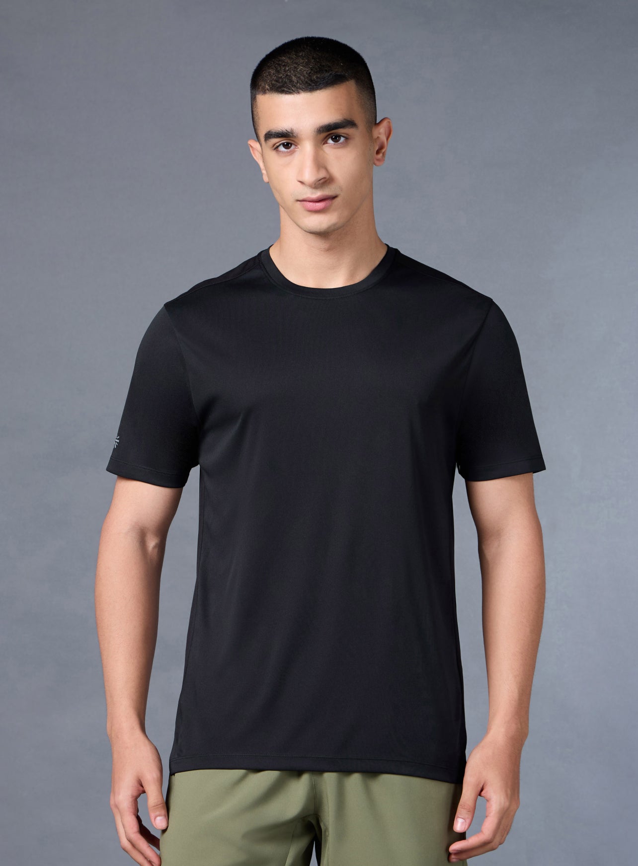 Men's Runner's Black Essential T-shirt