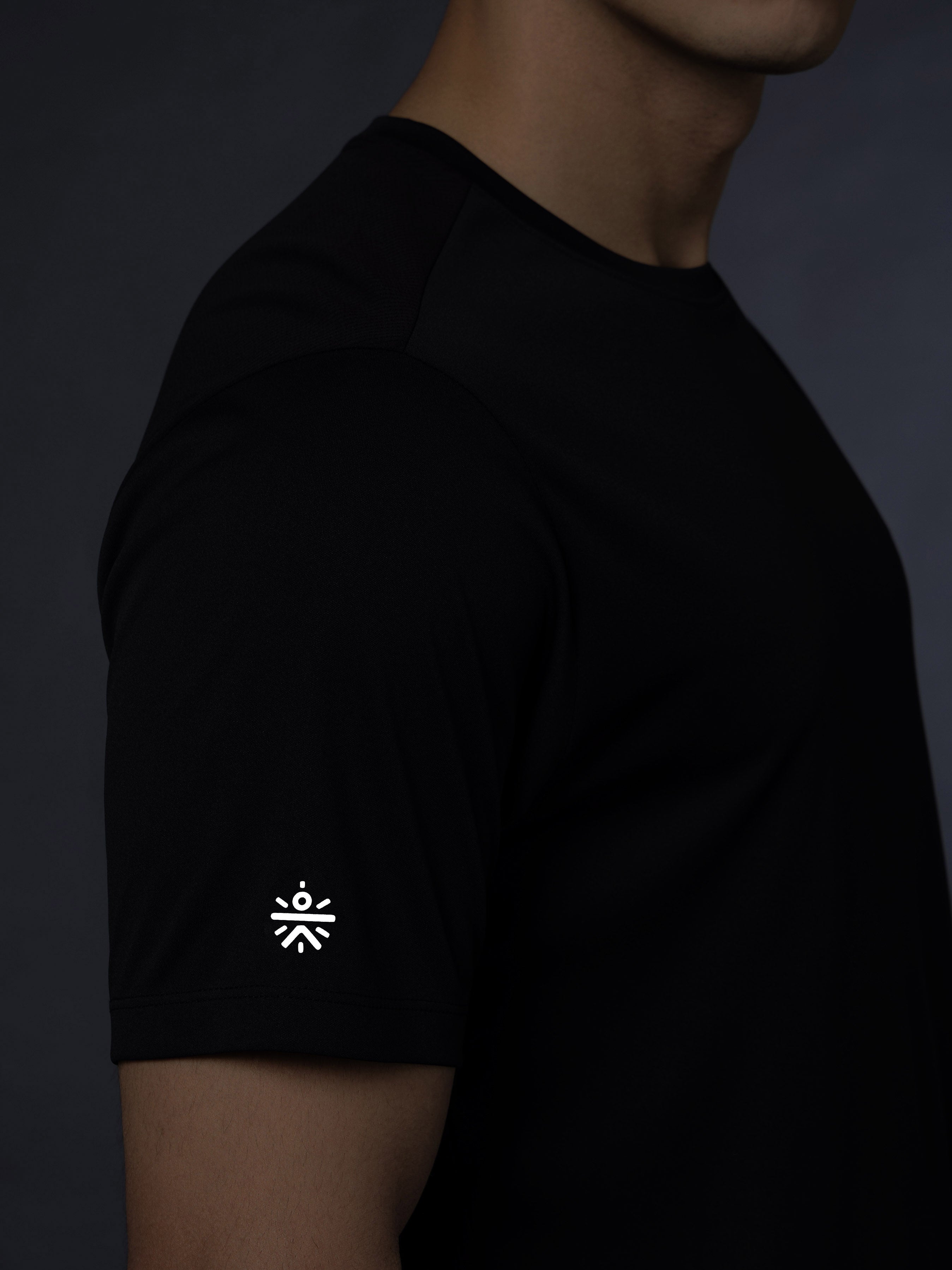 Men's Runner's Black Essential T-shirt