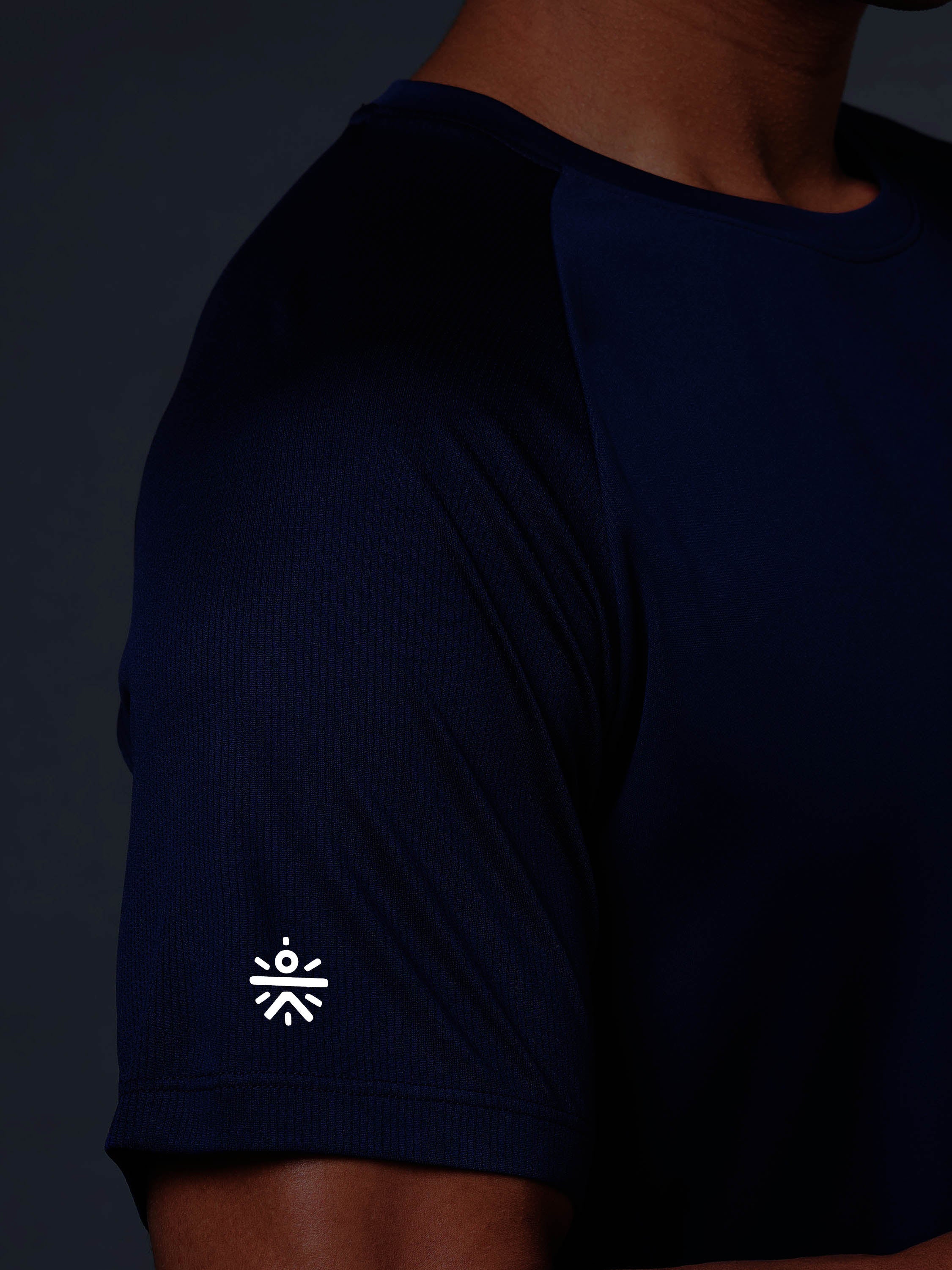 Men's Navy Run Elevate T-shirt