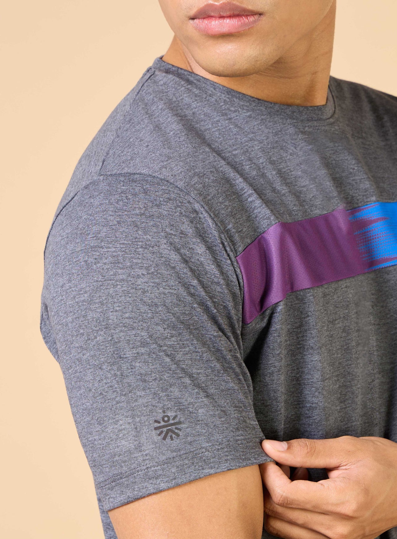 Men's Black Cult Graphic COMFORtech T-shirt