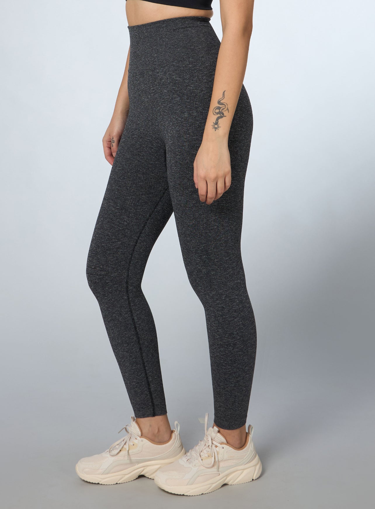 Women's Black Kinetic Seamless Tights