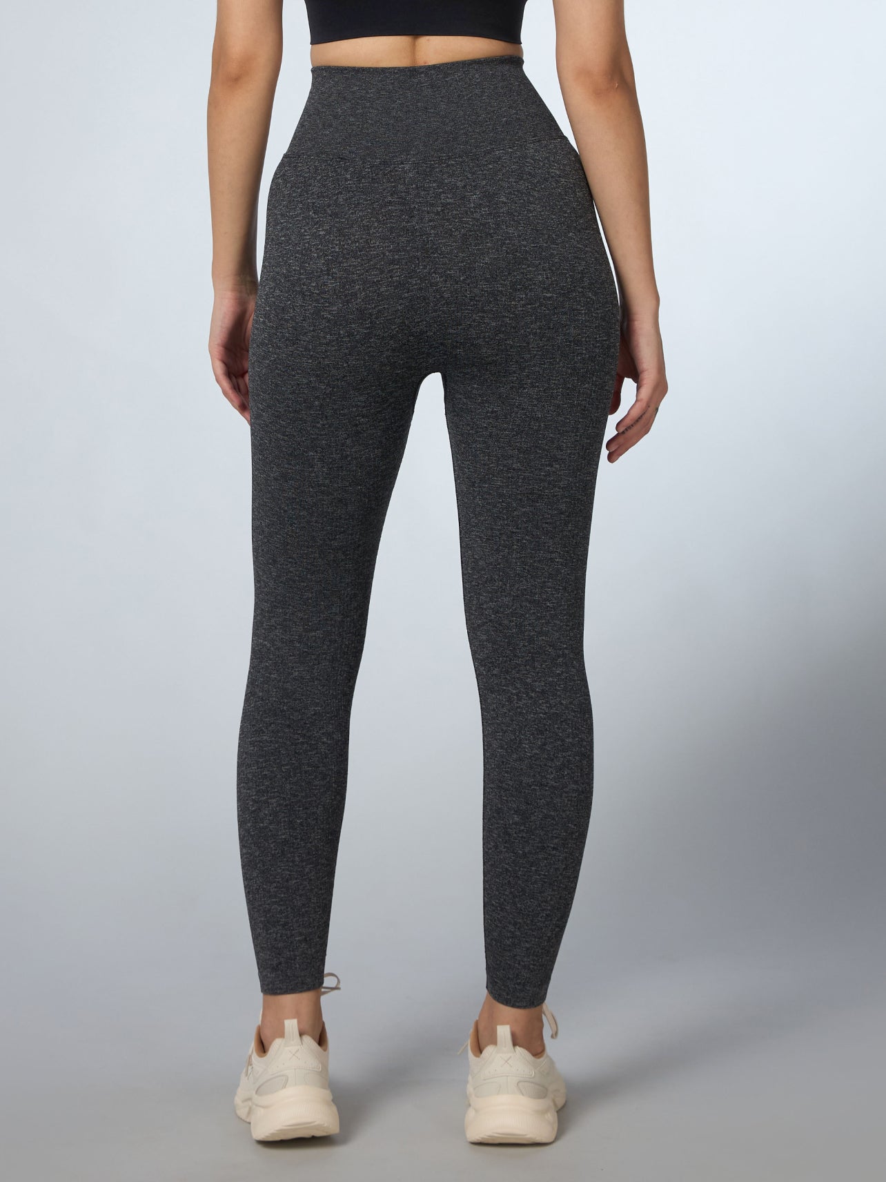 704866 6 072ef023 558c 46f0 b4f3 c4851e8c276f