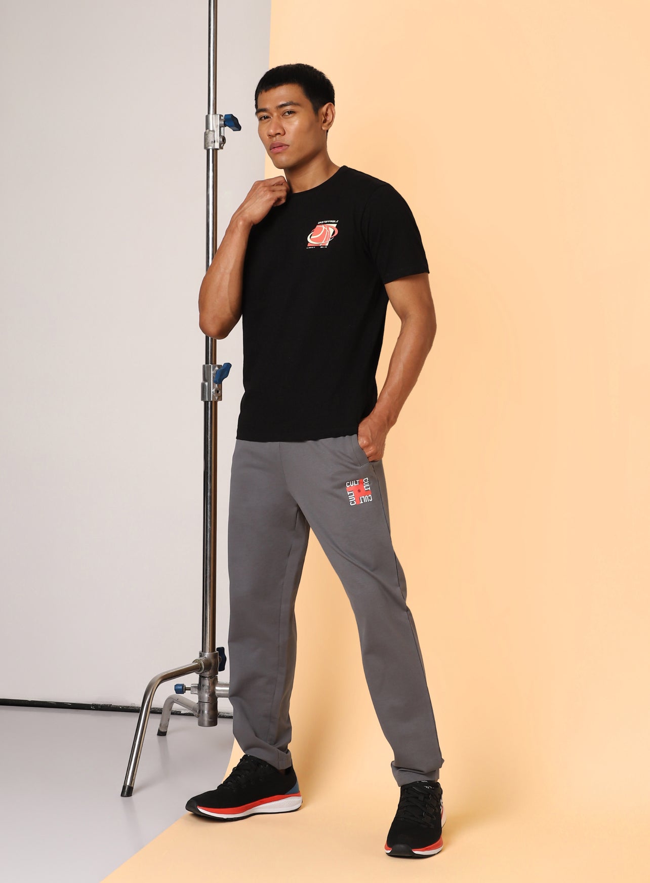 Men's Black Unstoppable Typo T-shirt