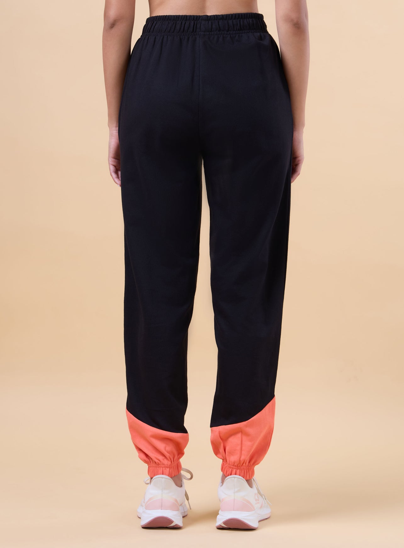 Women's Black Play in Leisure Joggers
