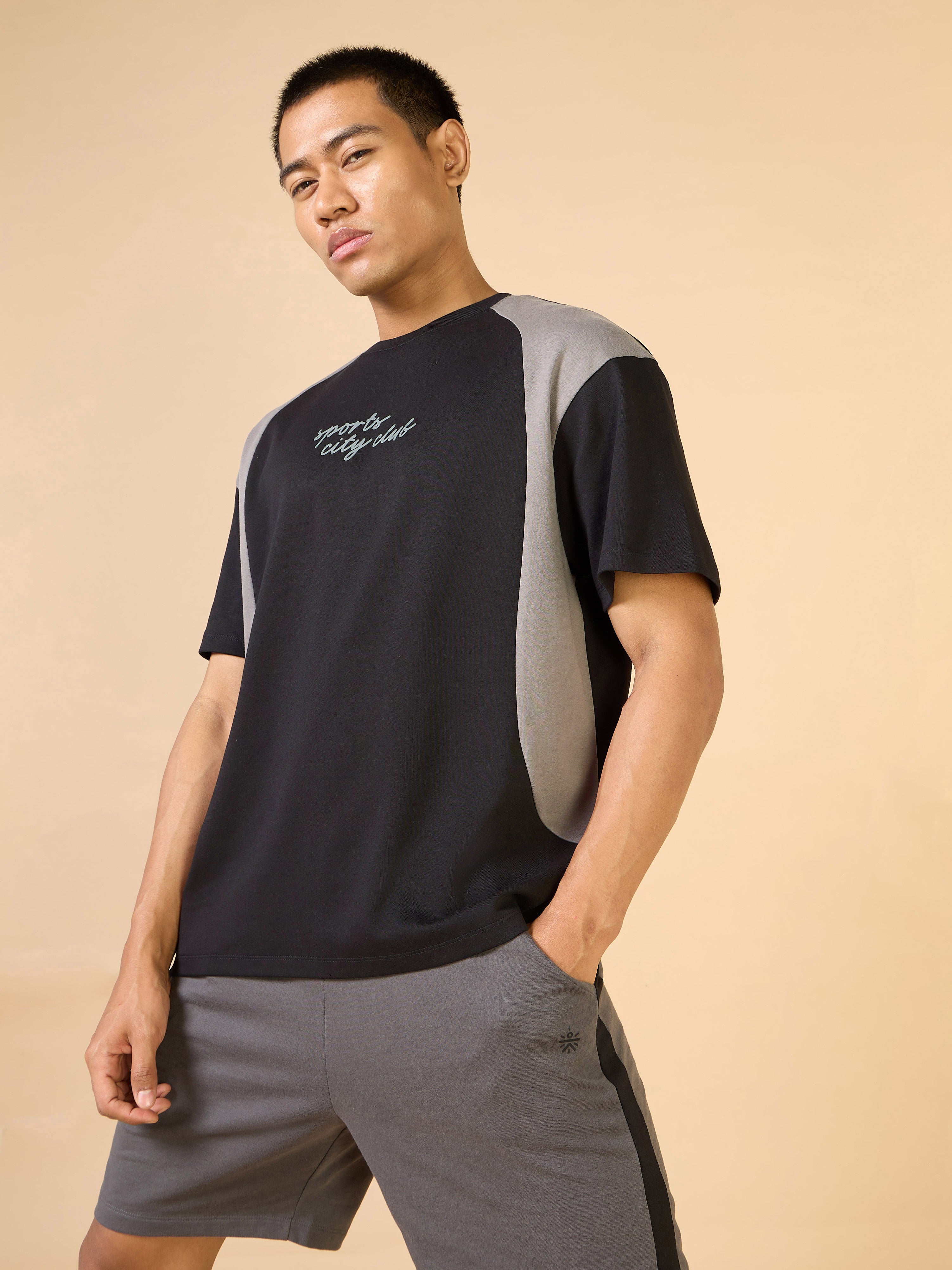 Men's Black Sports City Club Colorblock Relaxed fit T-shirt