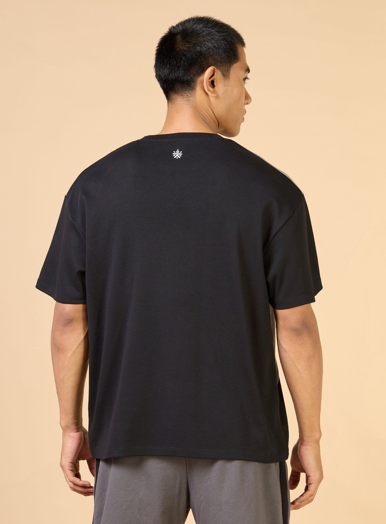 Men's Black Sports City Club Colorblock Relaxed fit T-shirt