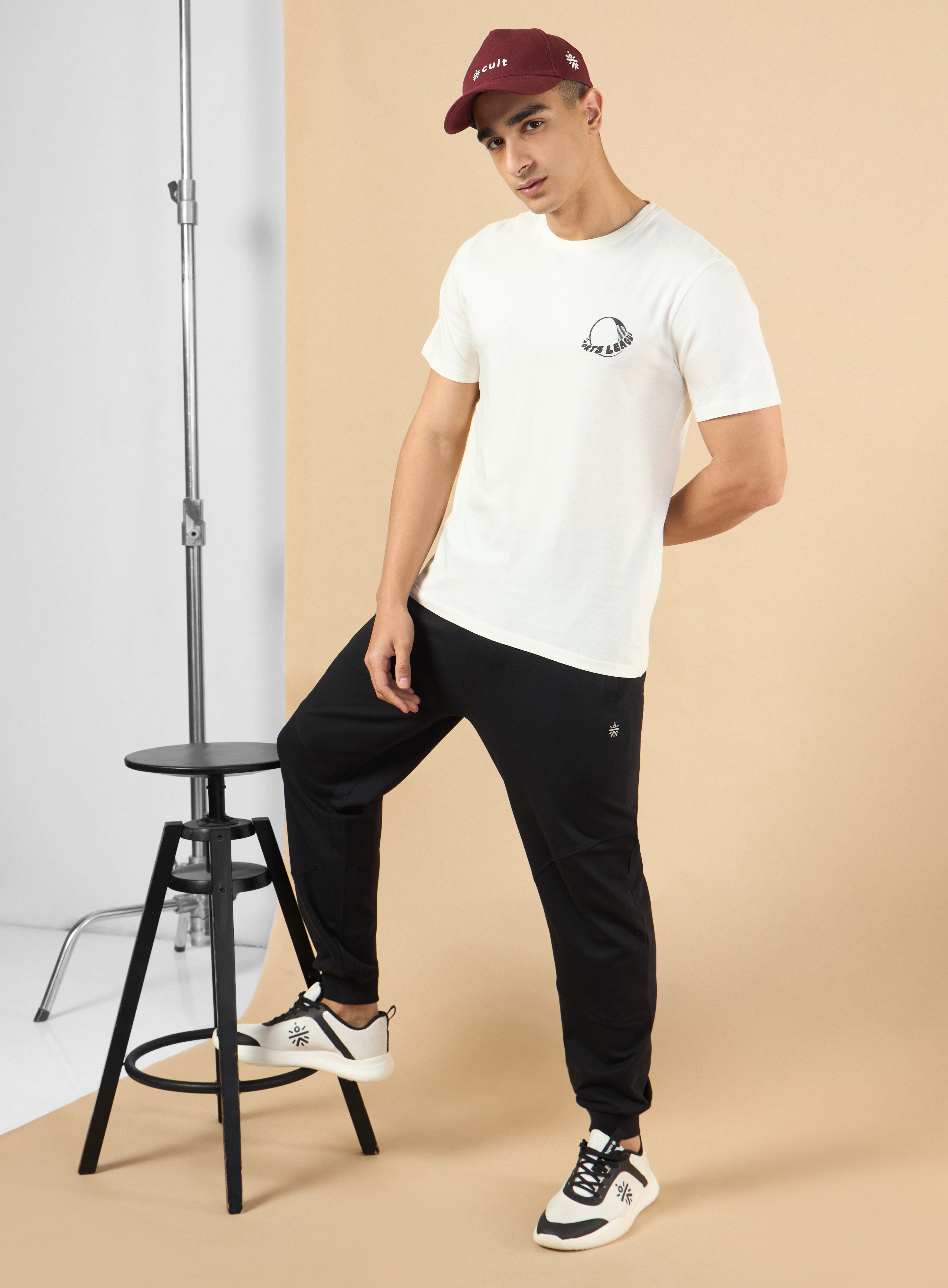 Men's White Sports League T-shirt