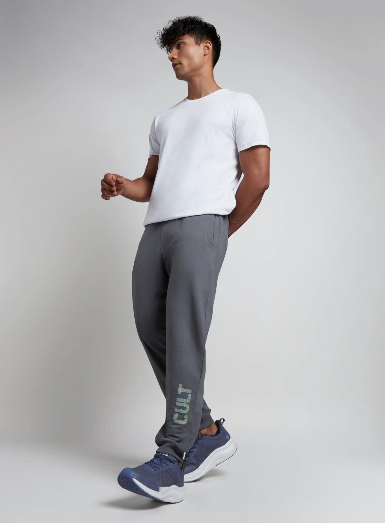 Men's Dark Grey Club Brand Carrier Joggers