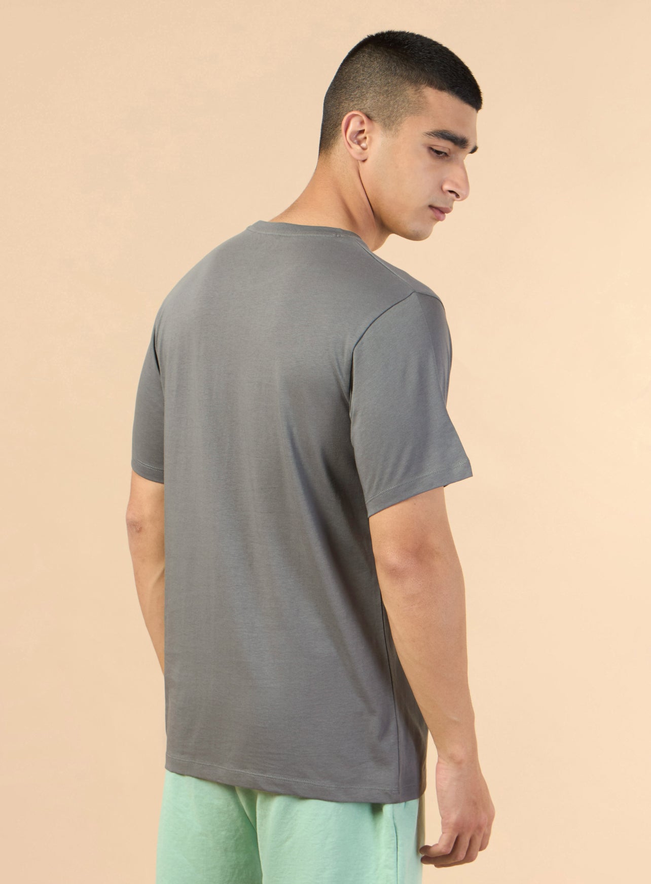 Men's Dark Grey Sports City Club Graphic T-shirt