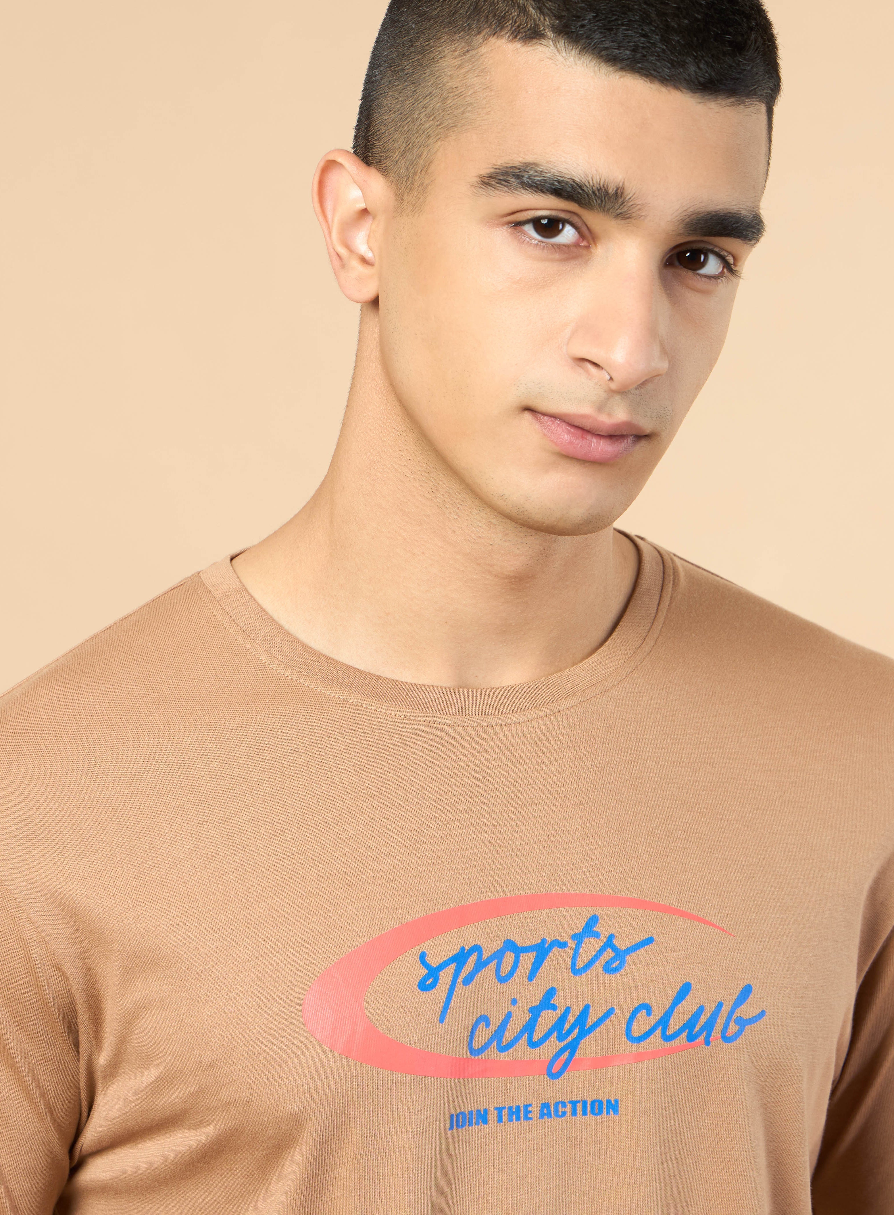 Men's Khaki Sports City Club Graphic T-shirt
