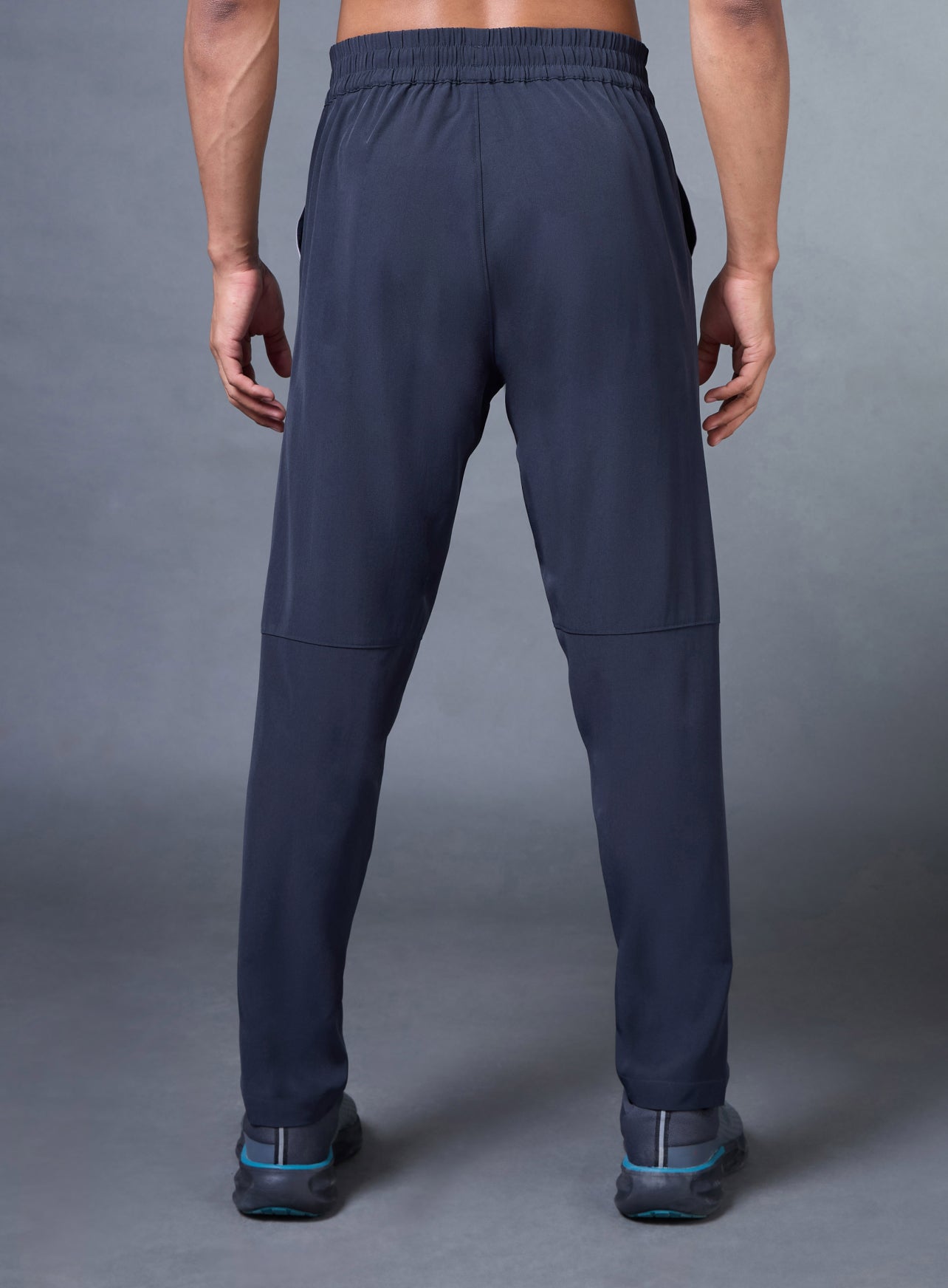 Men's Dark Grey Runner Essential Trackpants