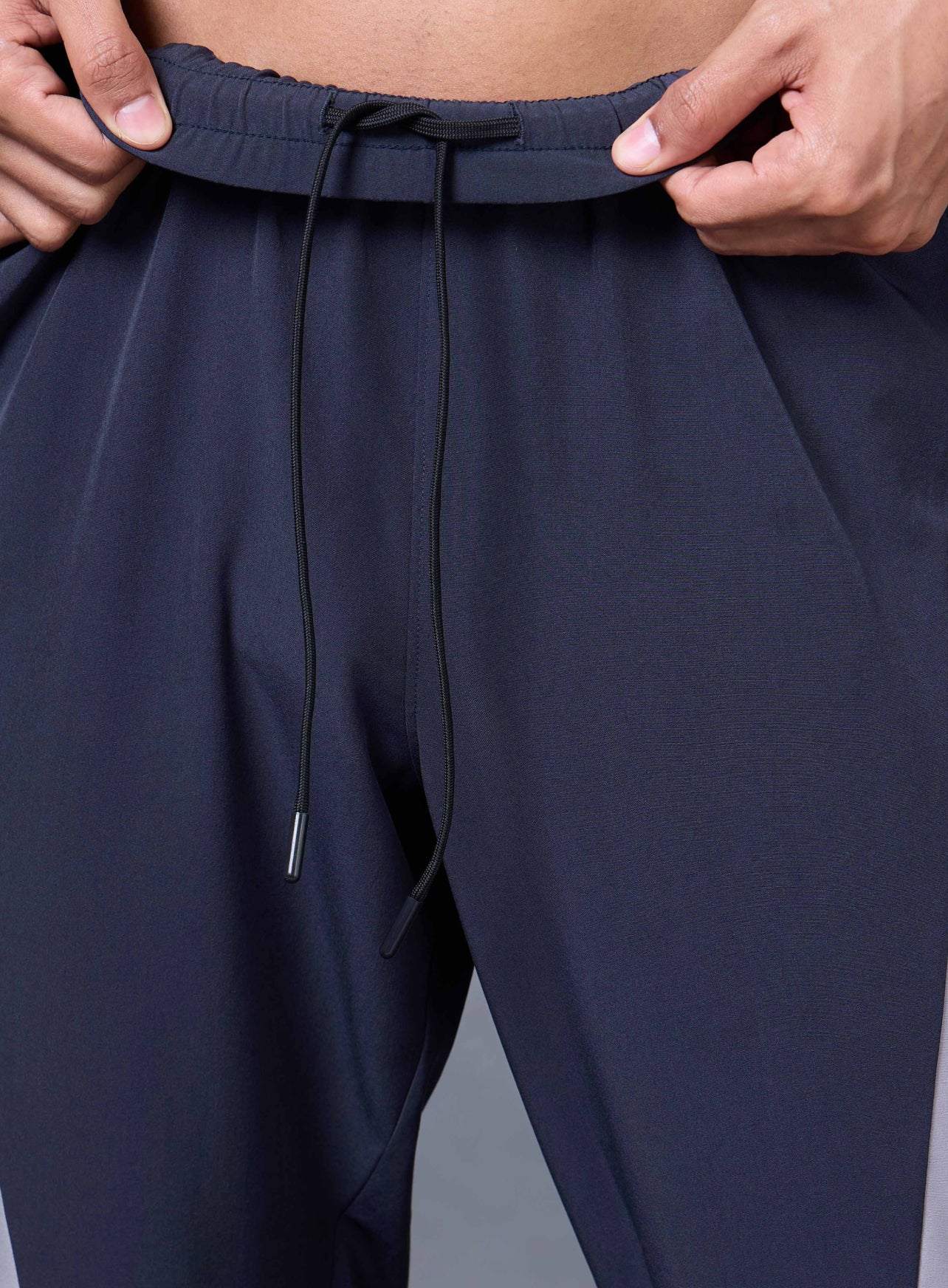 Men's Dark Grey Runner Essential Trackpants