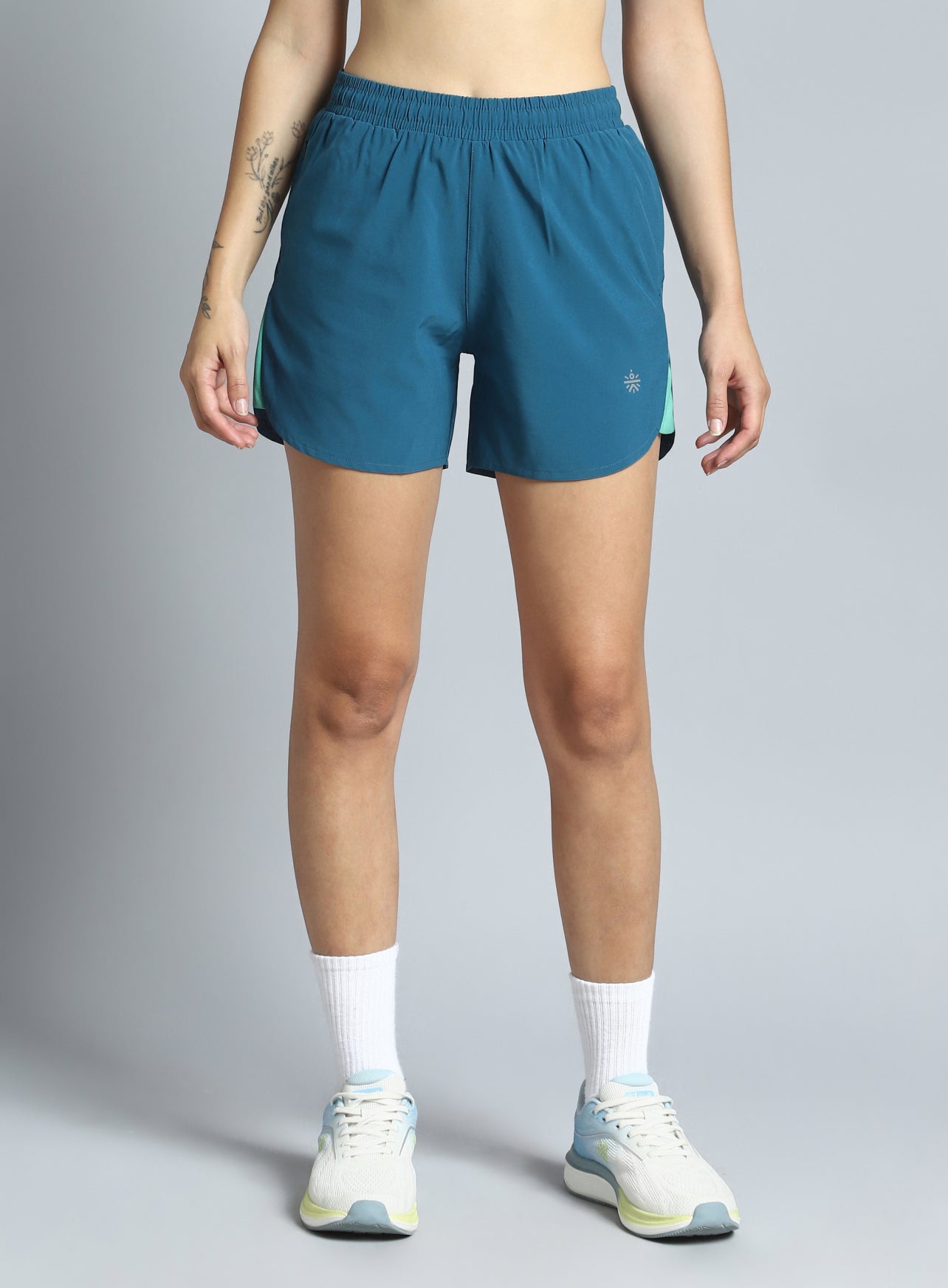 Women's Teal Run Forward Shorts