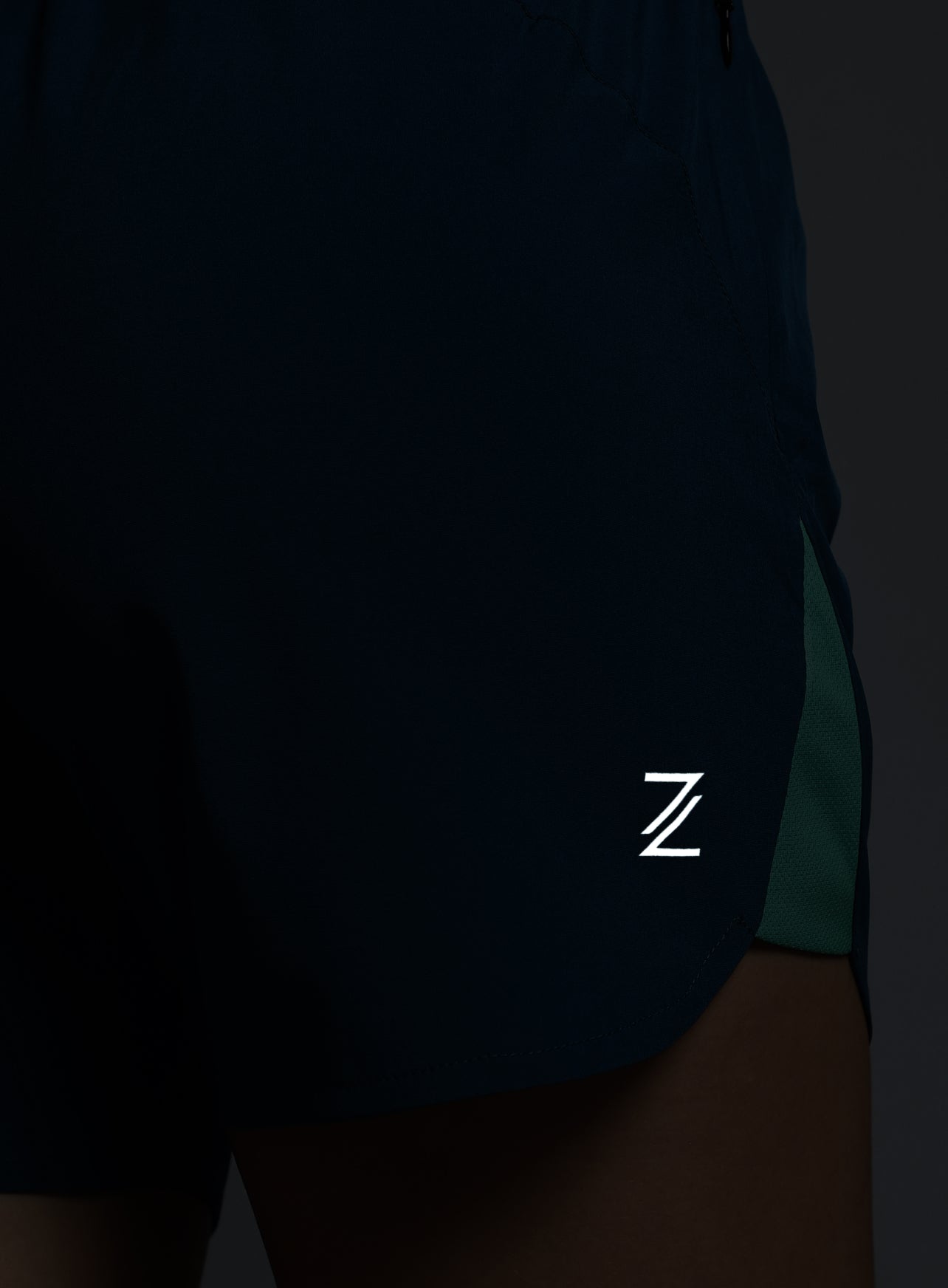 Women's Teal Run Forward Shorts