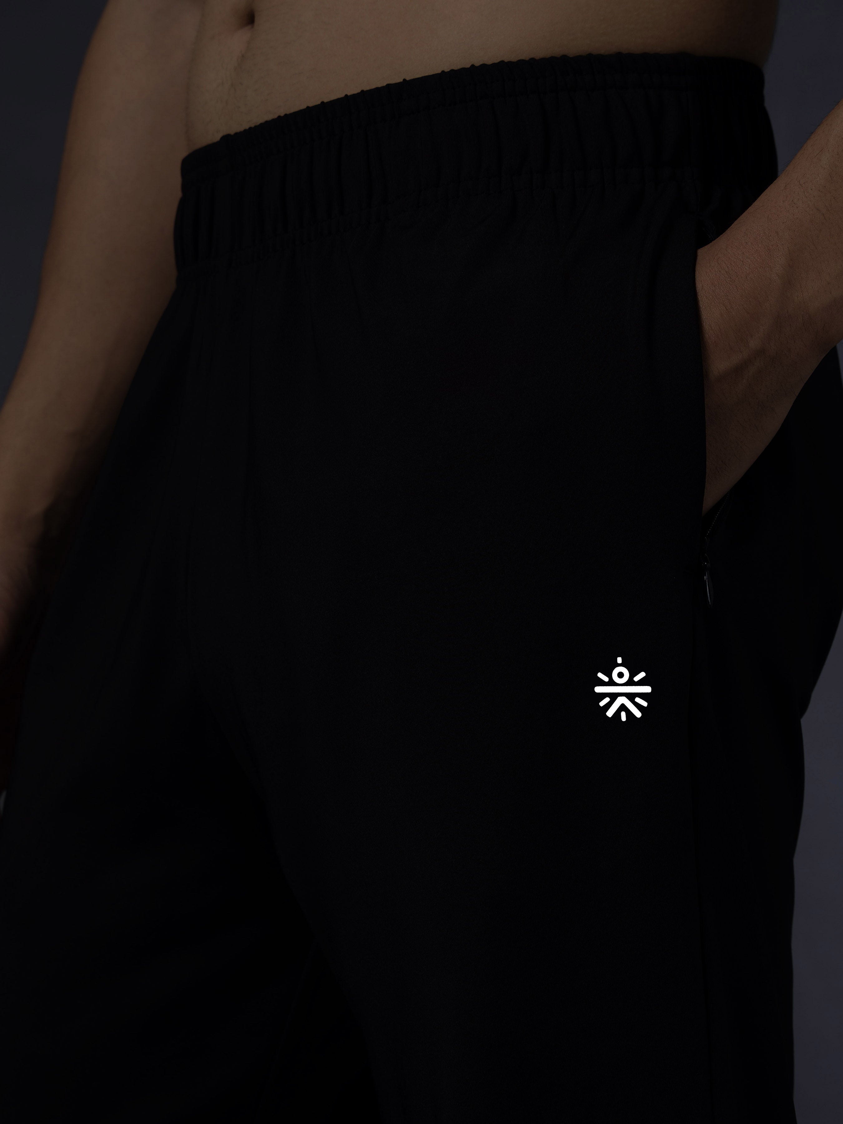 Men's Black Run Forward Joggers