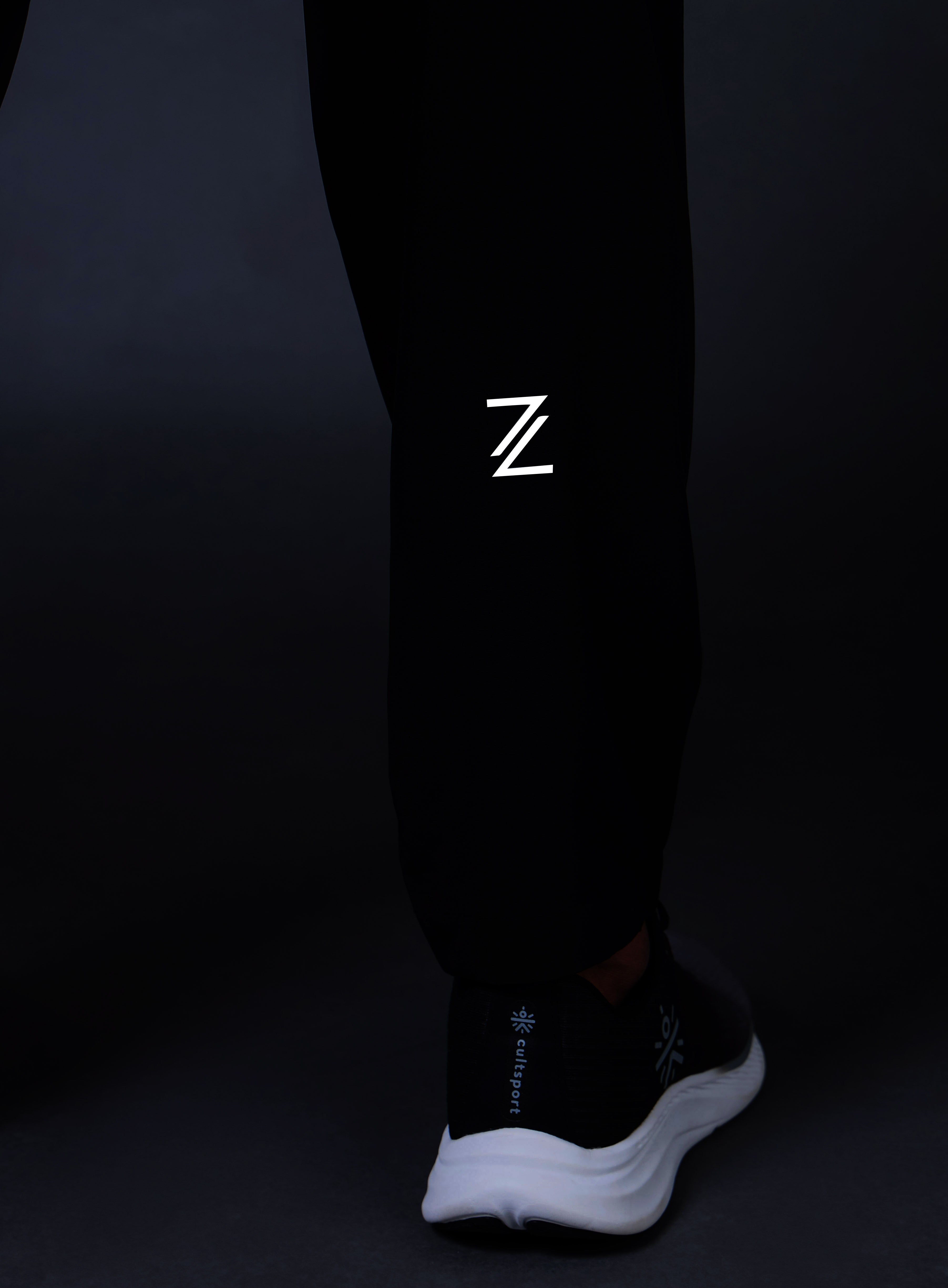 Men's Black Night Run Trackpants