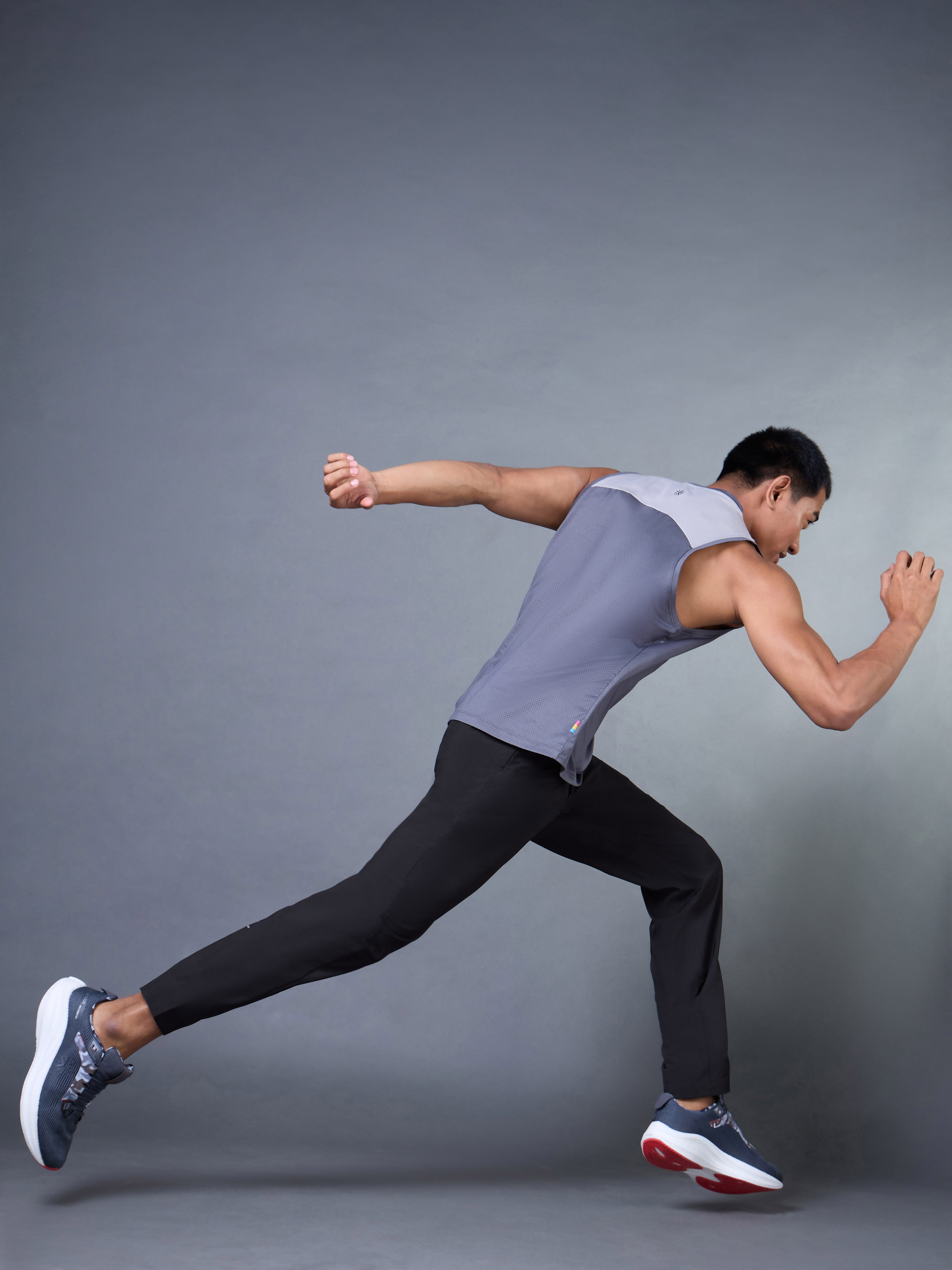 Men's Black Run Elevate Trackpants