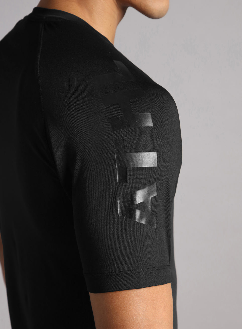 Men's Black Athletic Sculpted T-shirt