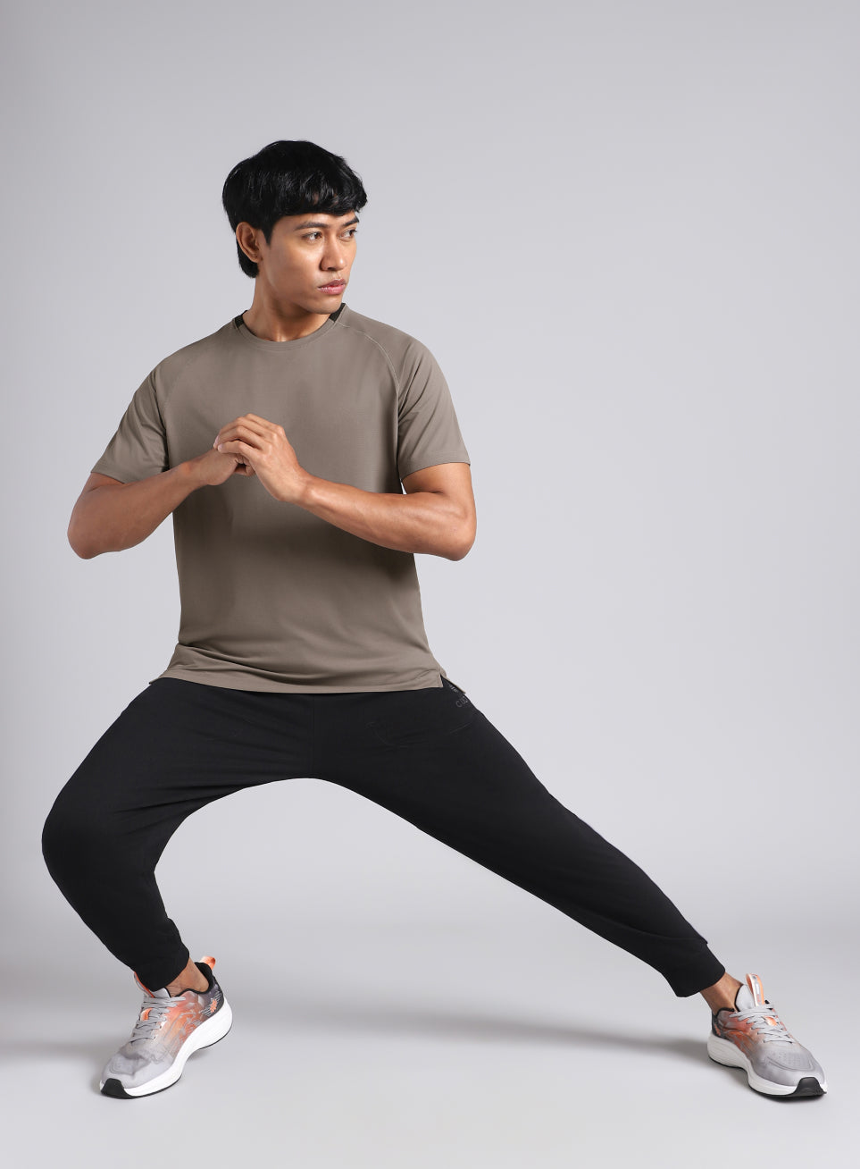 Men's Dark Grey Workout Essential T-shirt