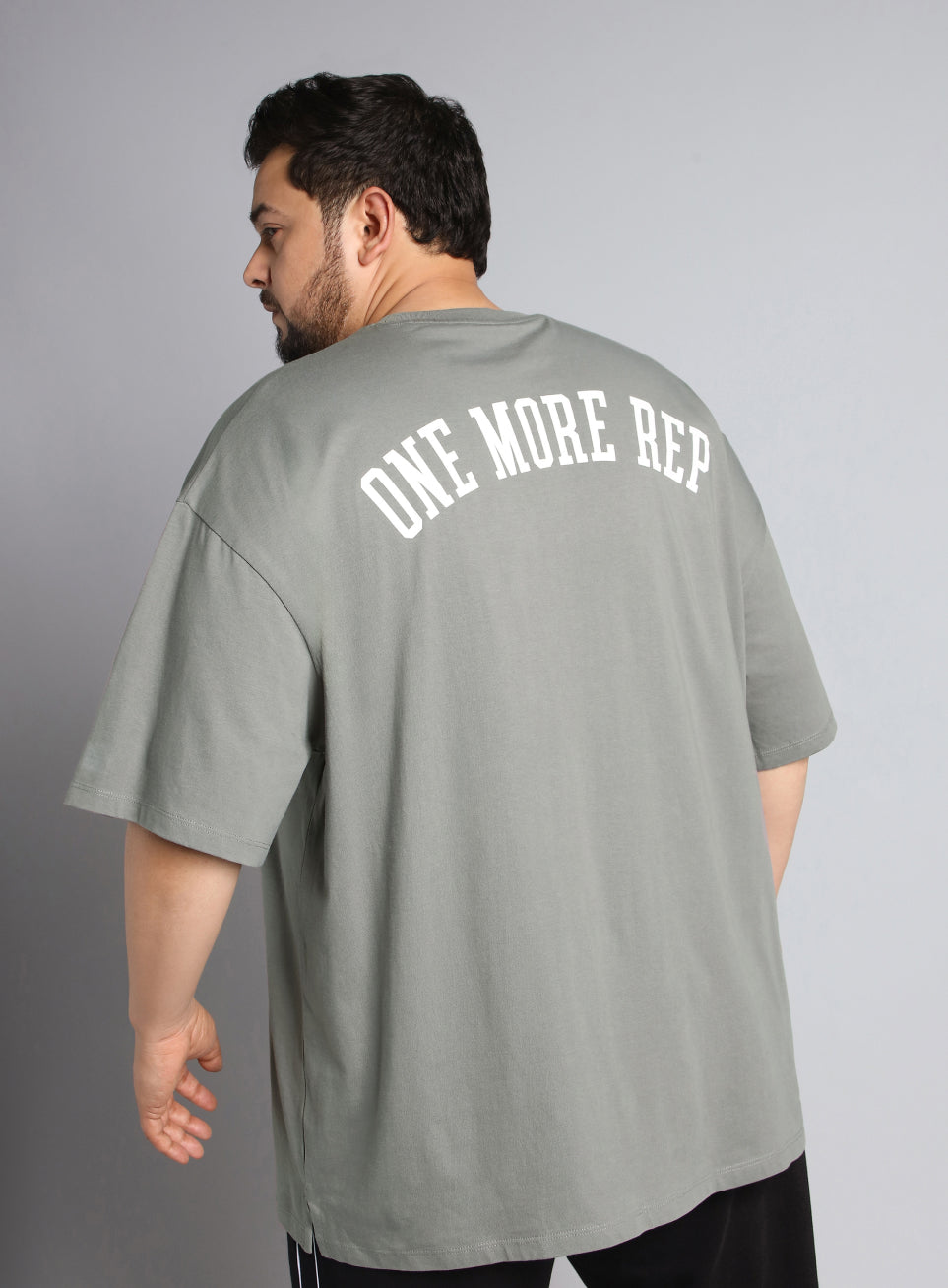 Men's Dark Grey One More Rep Graphic Plus Size Oversized fit T-shirt