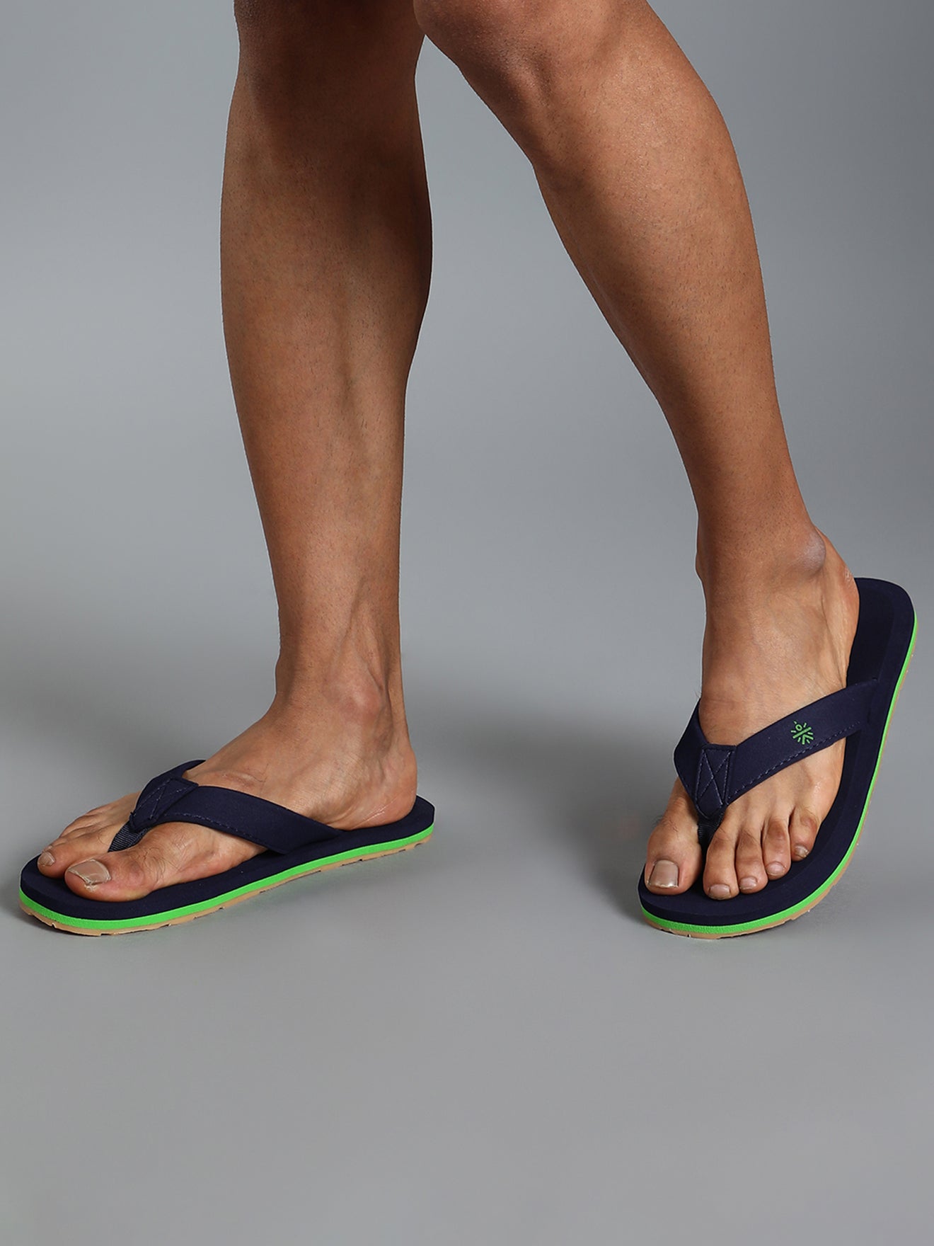 cult Men's Vetra Flip Flops - Navy