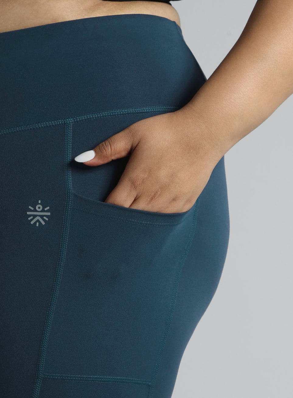 Women's Navy Running Essential Plus Size Tights